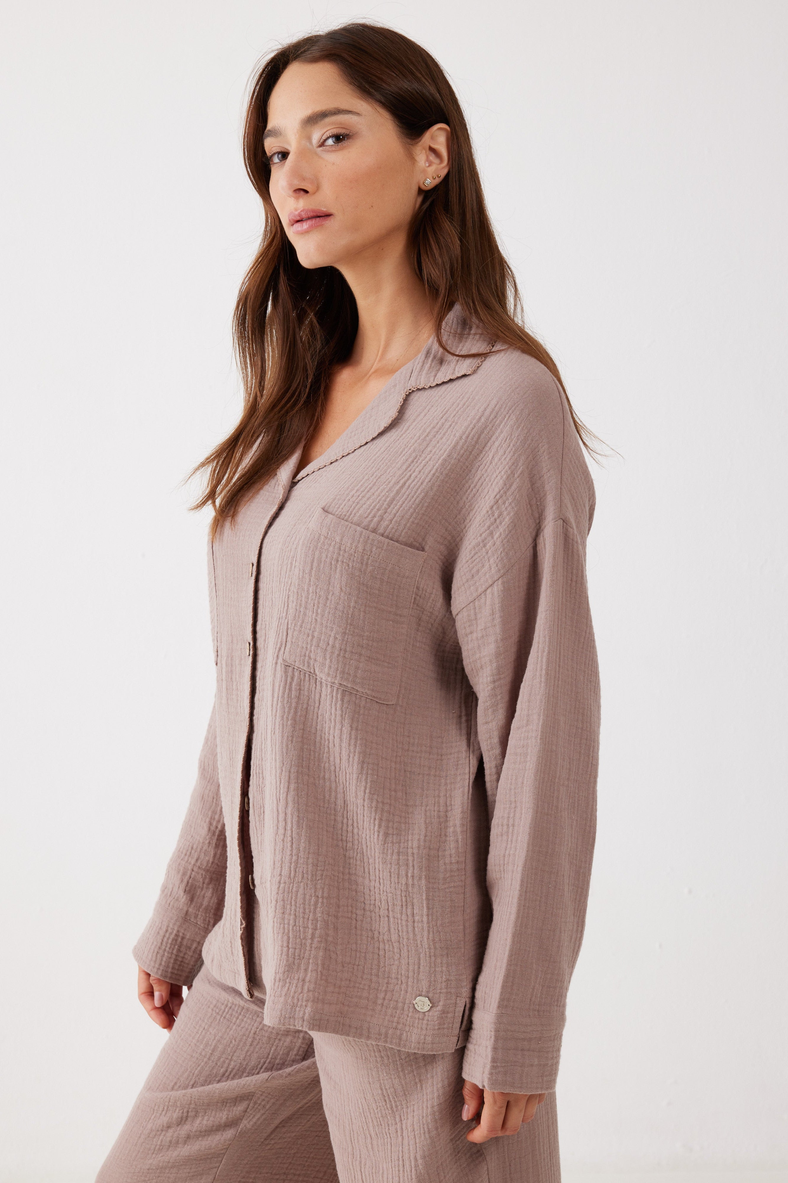 חליפת פנאי מכופתרת טטרה