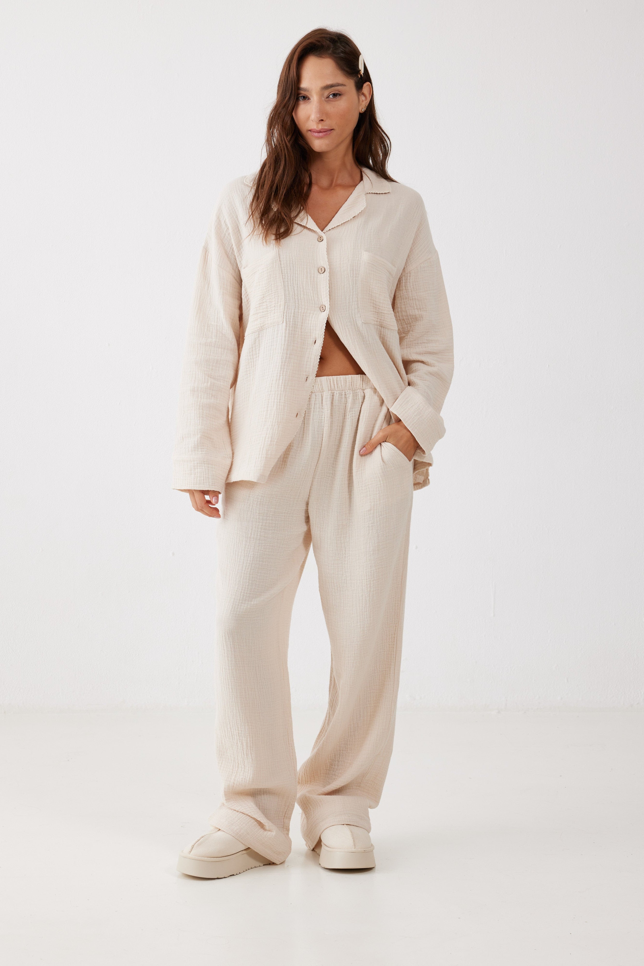 חליפת פנאי מכופתרת טטרה