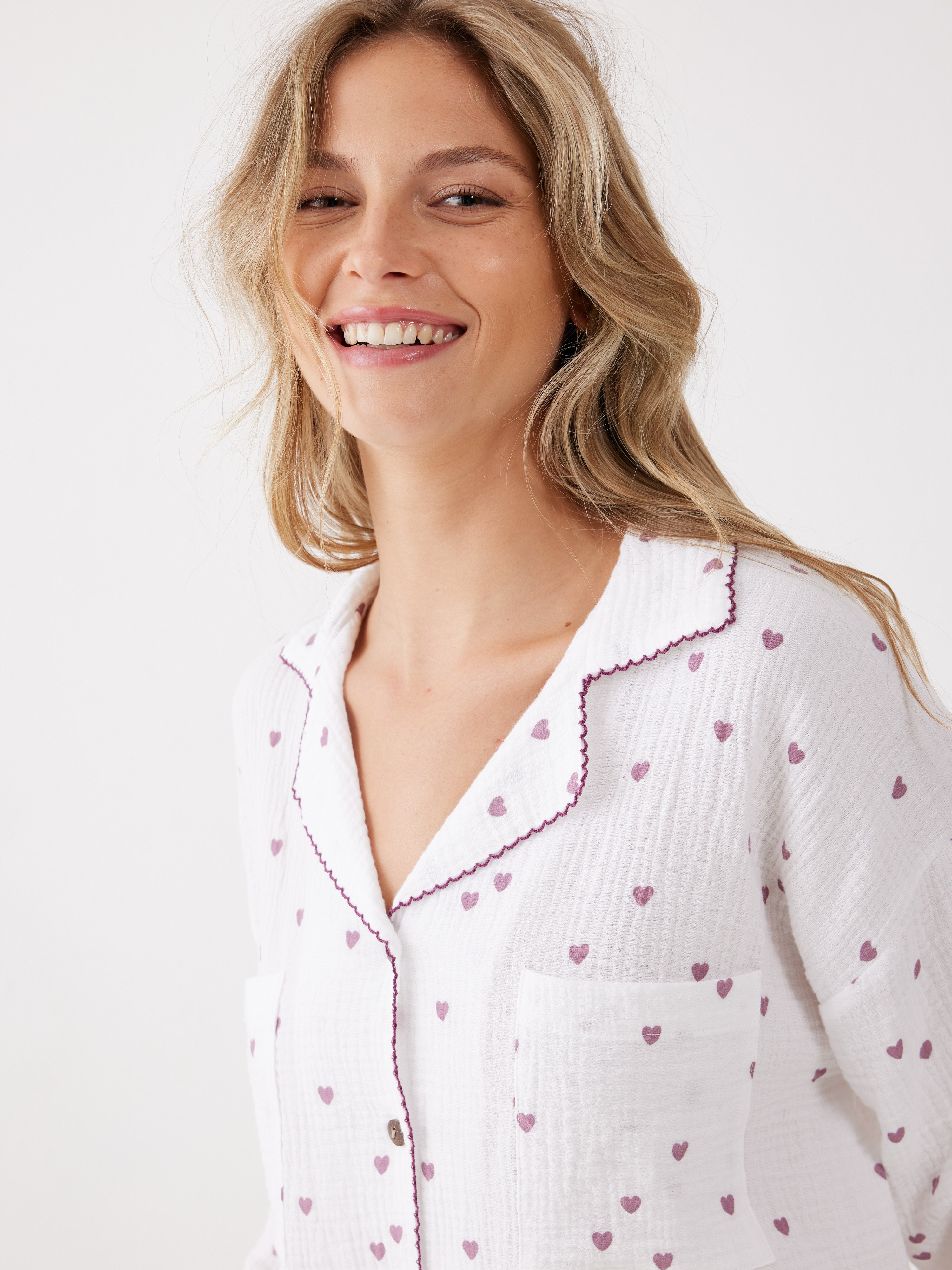 פיג'מה קצרה מכופתרת לבבות טטרה