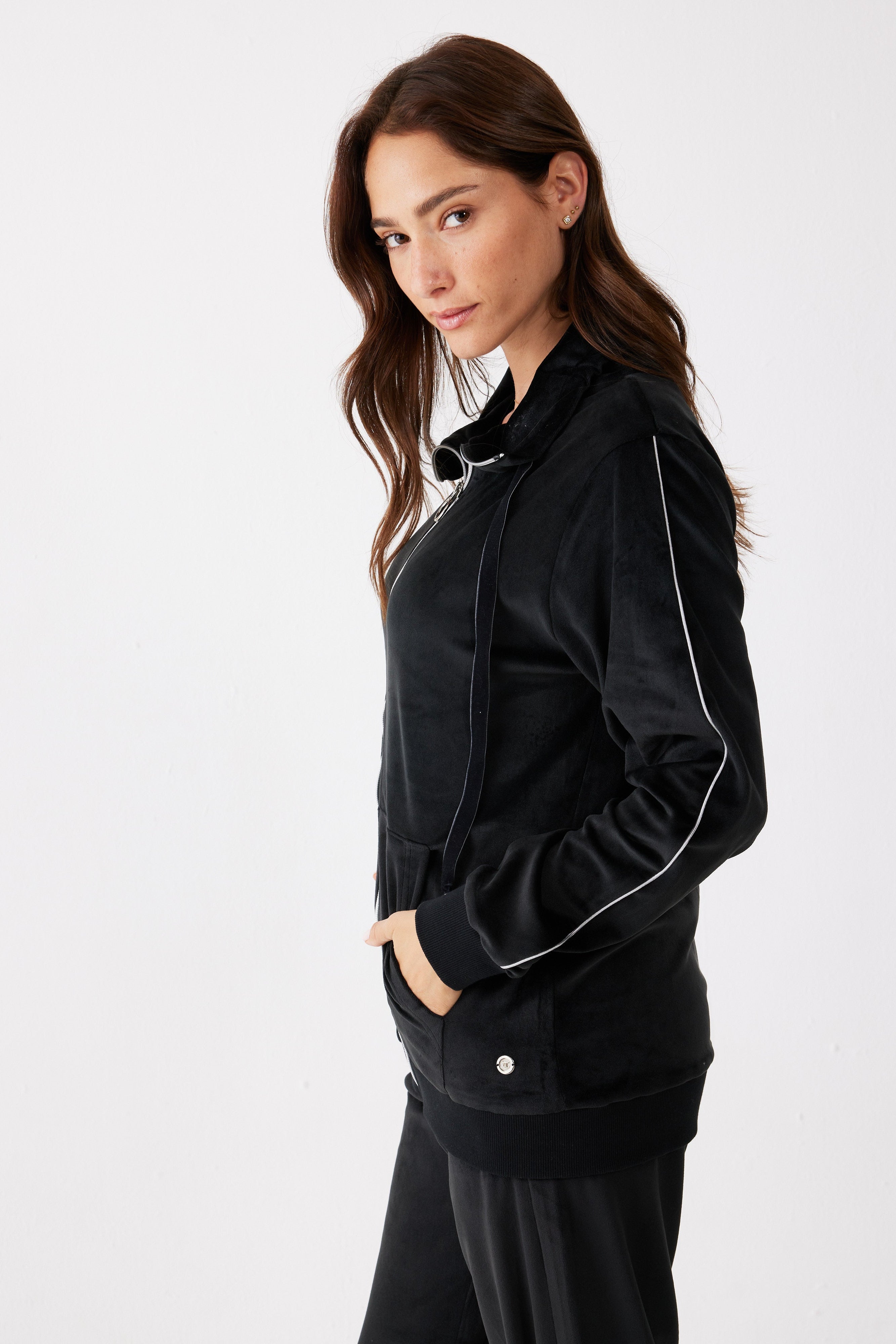 חליפת רוכסן פייפינג קטיפה