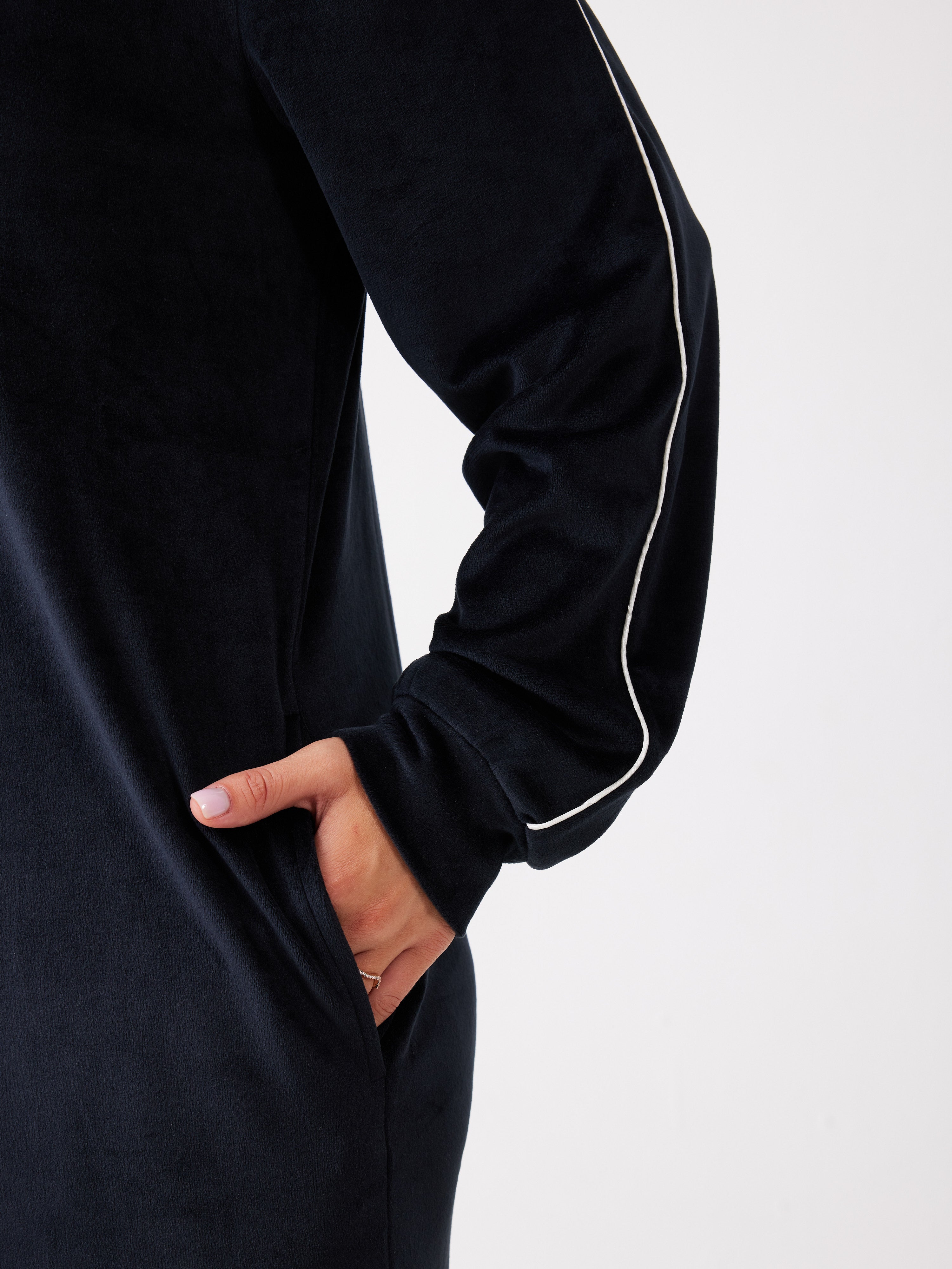 כותונת פייפינג קטיפה