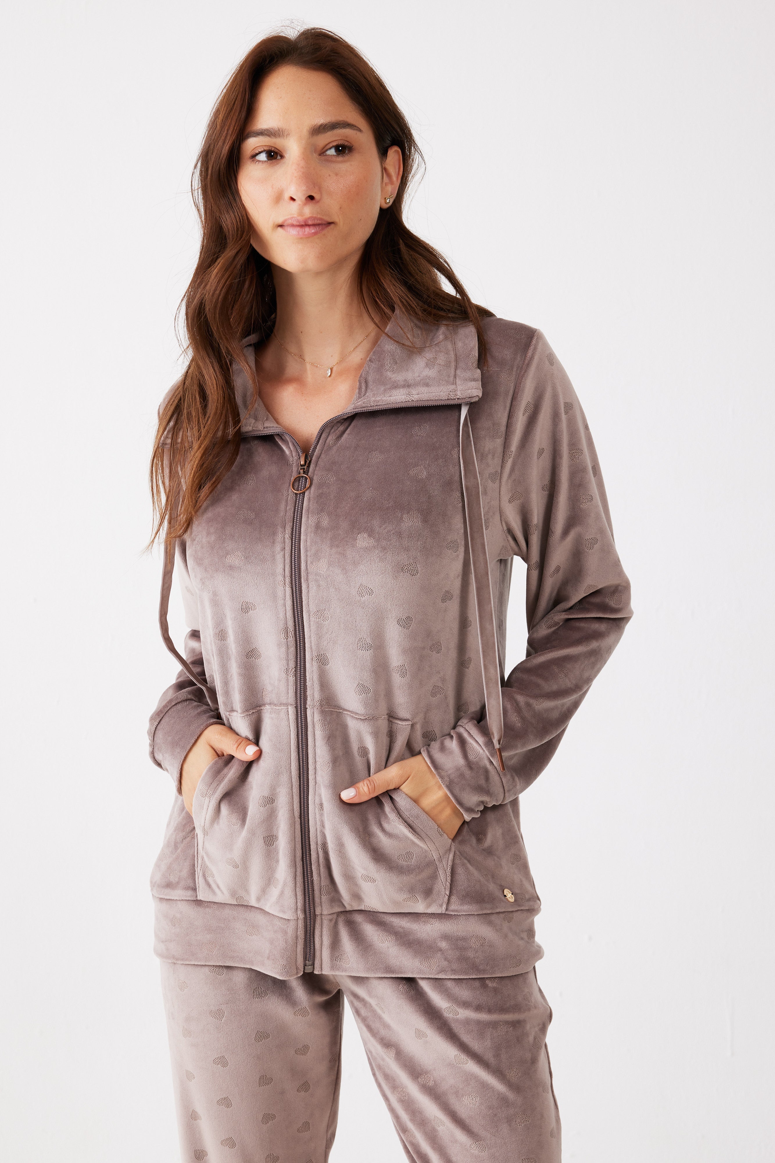 פיג'מה רוכסן לבבות קטיפה