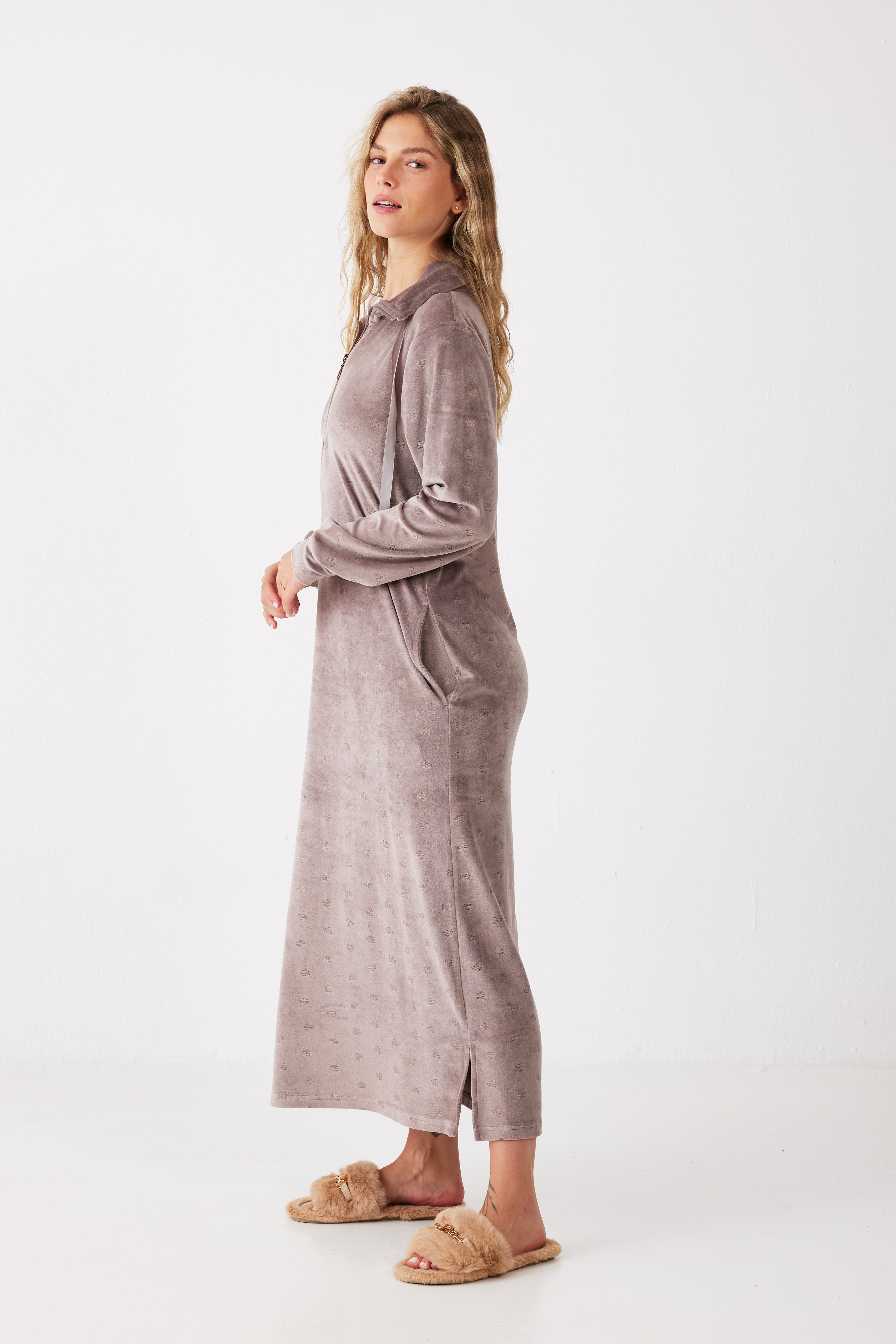 כותונת לבבות קטיפה