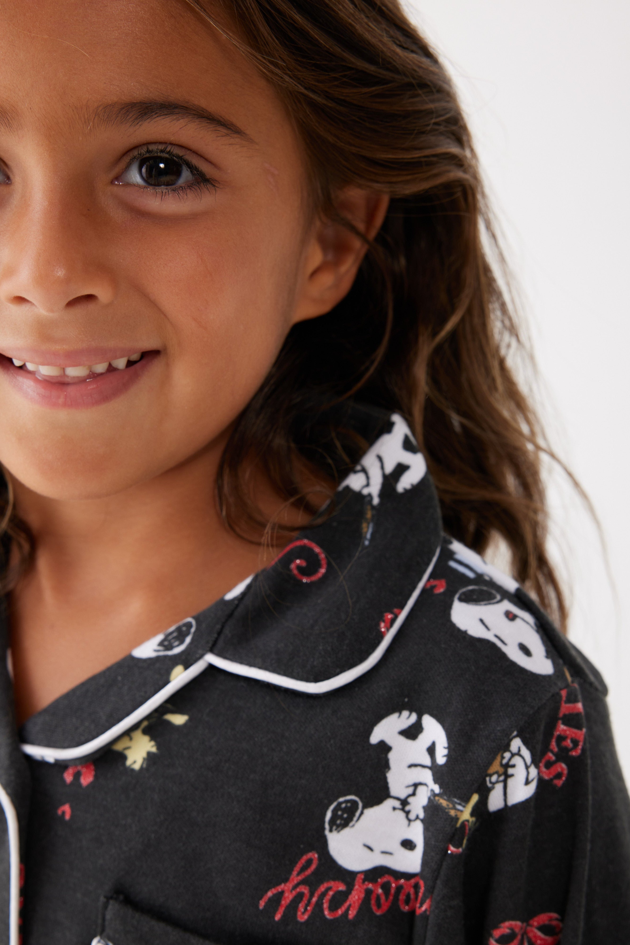 פיג'מה ילדים סנופי מכופתרת