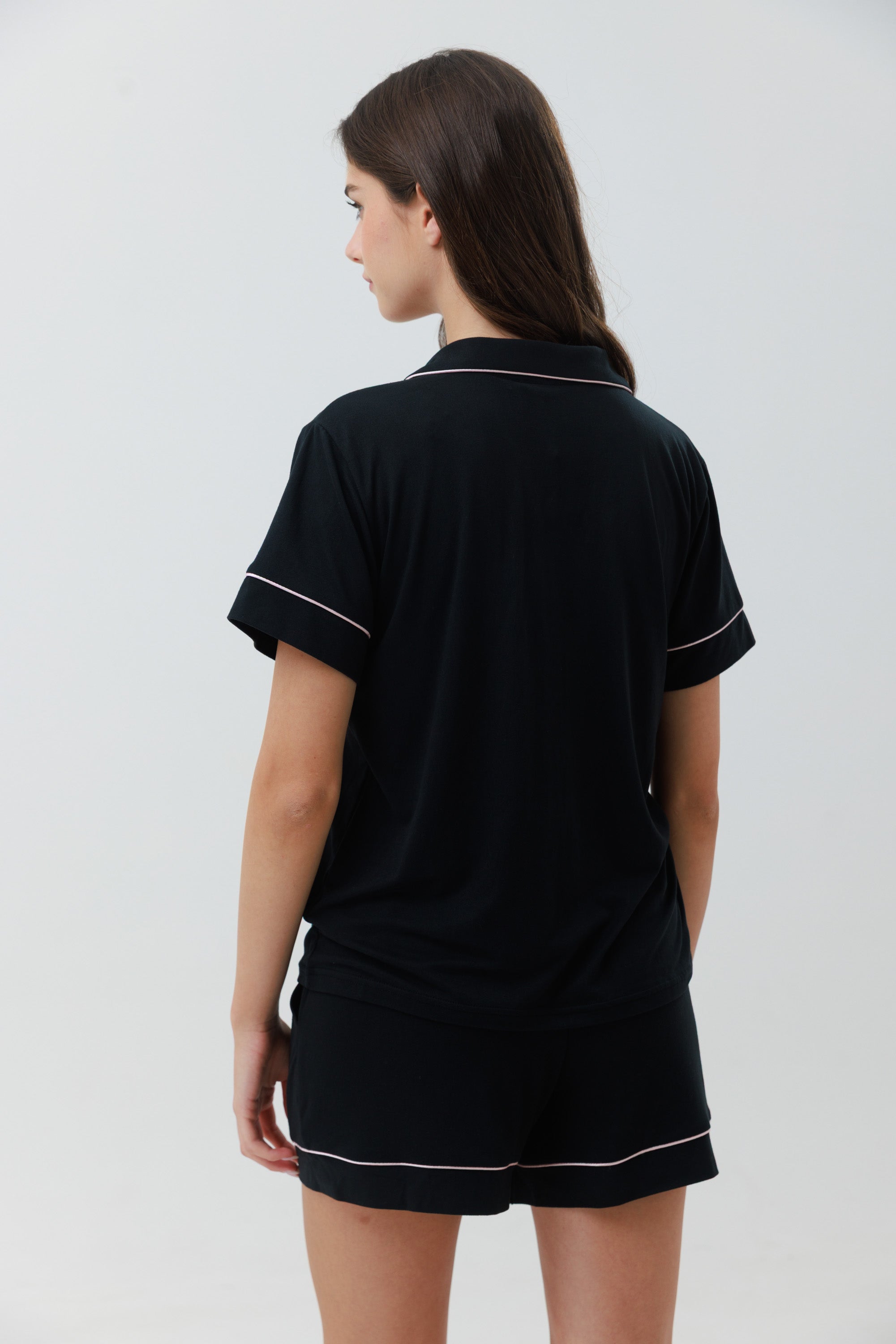 סט פיג'מה יאמי מכופתרת מכנס קצר