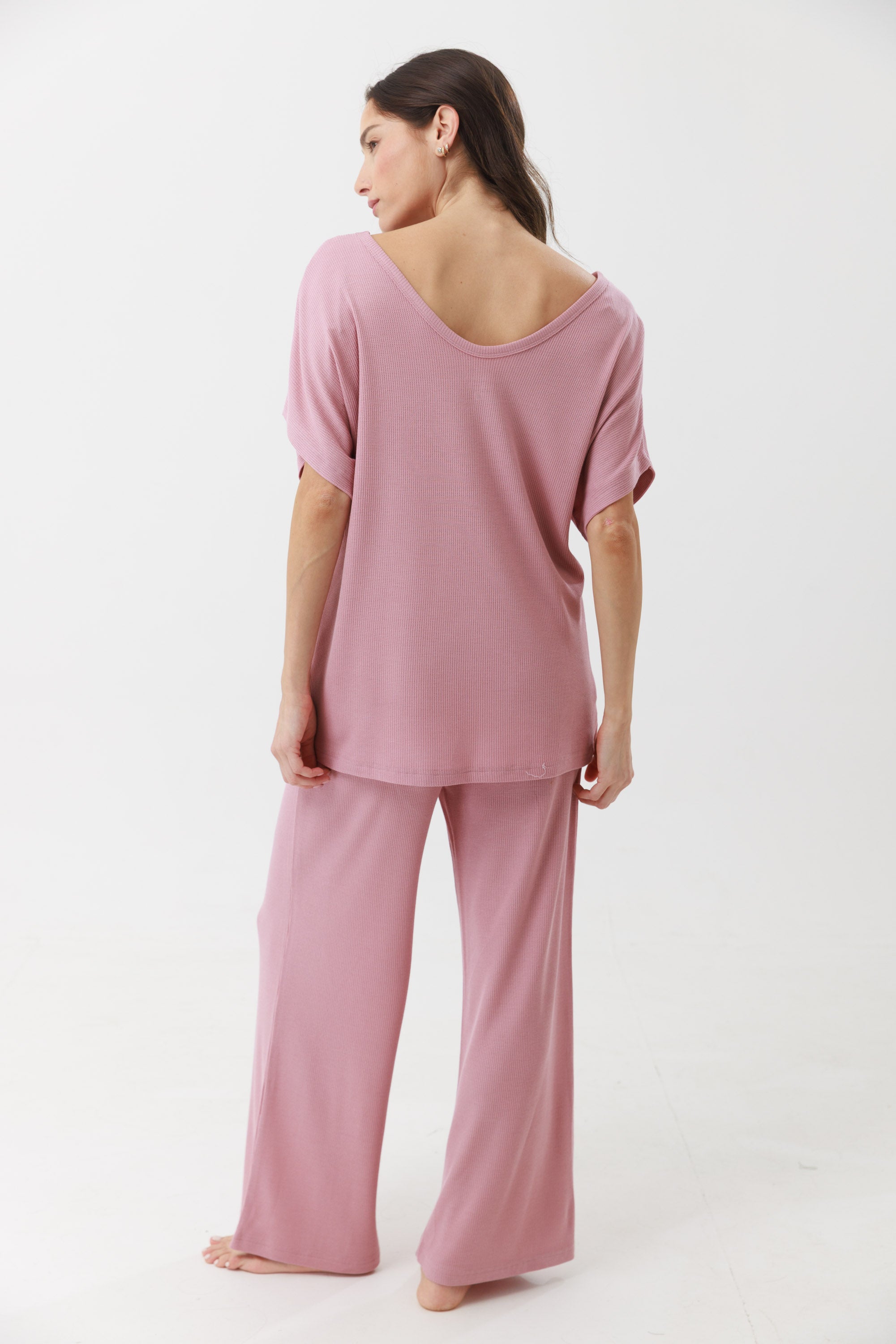 סט חליפת פנאי מבד וופל חולצה שרוול קצר ומכנס ארוך צבע ורוד