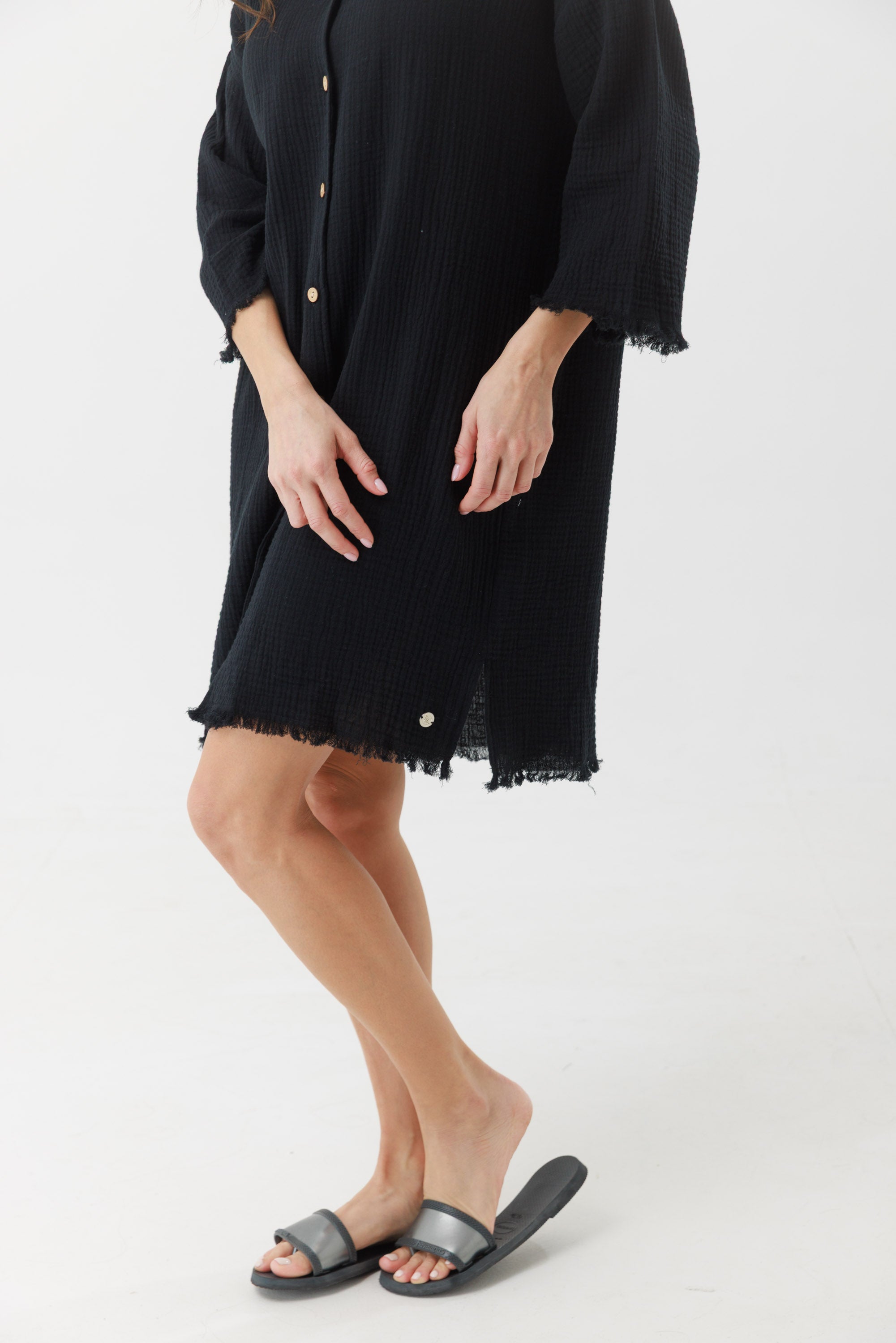 שמלת בית טטרה מכופתרת 100% כותנה צבע שחור