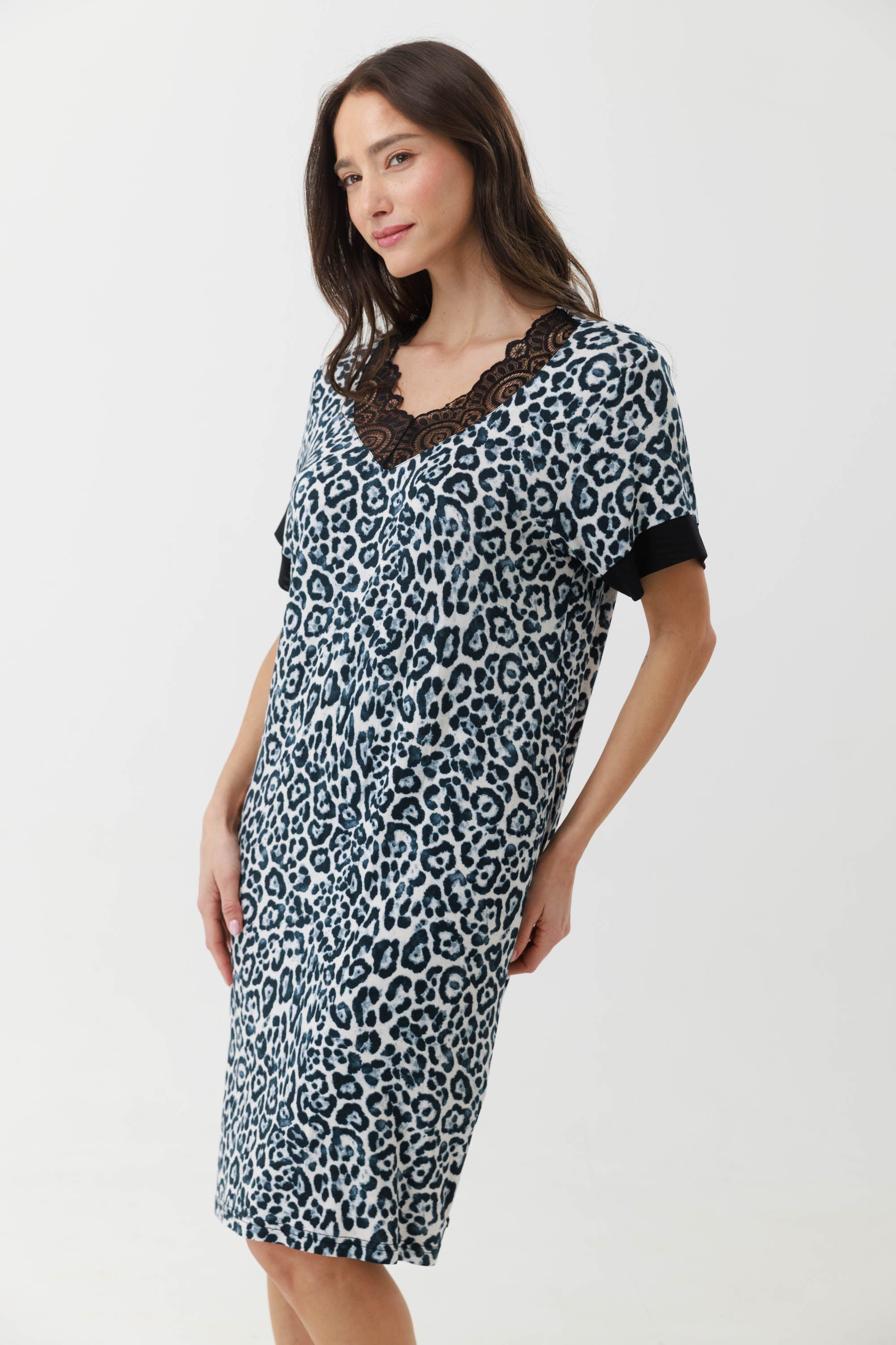 כותנת לילה מנומרת - חצי שרוול ויסקוזה