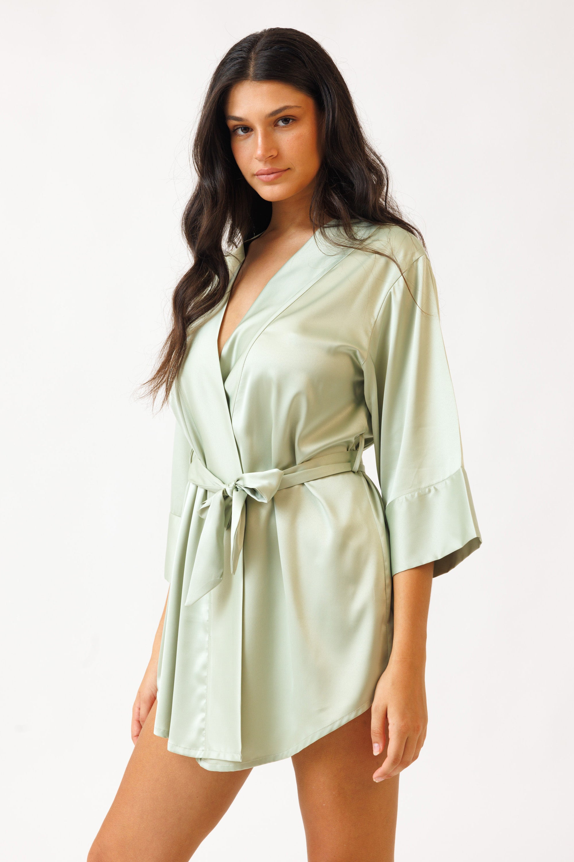 חלוק מיני סאטן