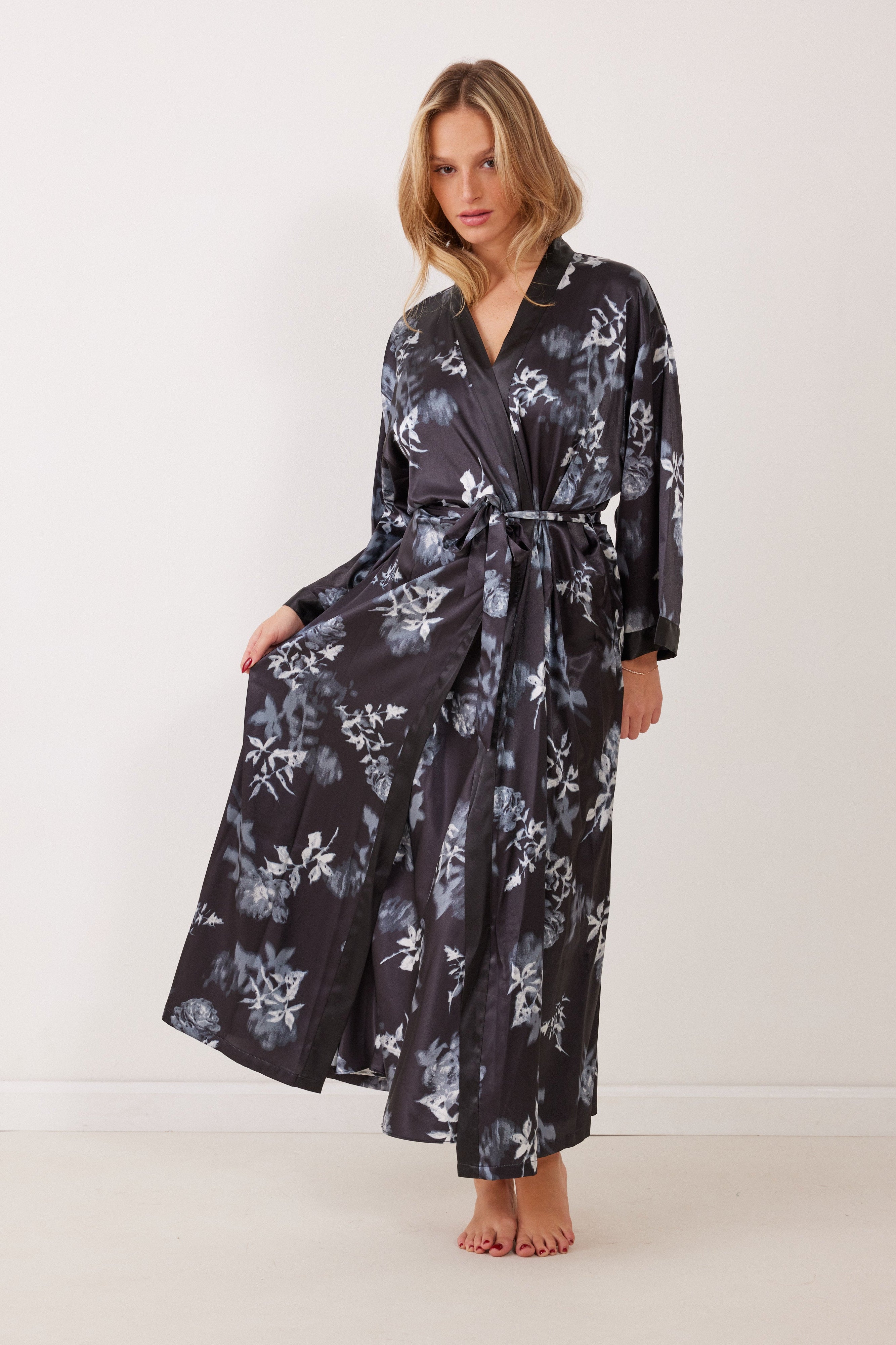 חלוק סאטן מקסי מודפס