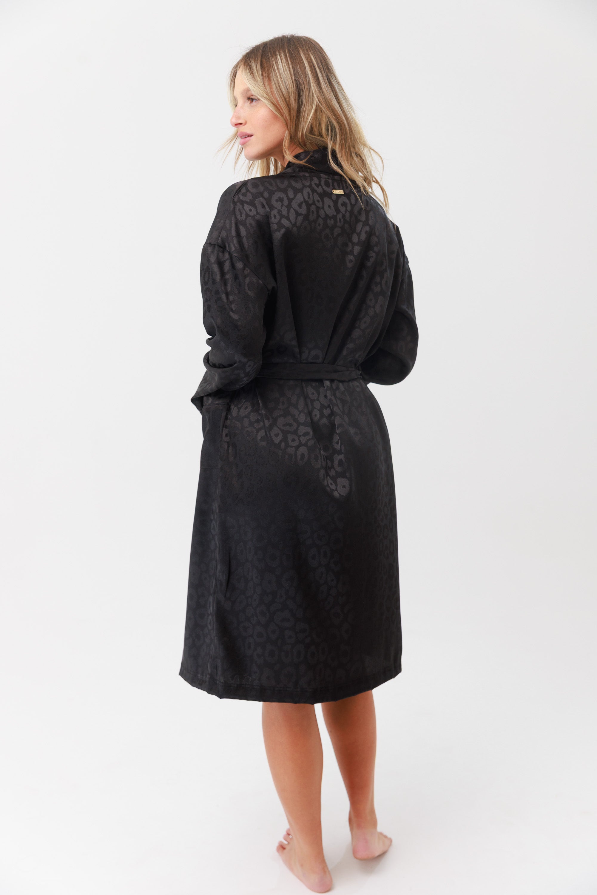 Satin Jacquard – חלוק סאטן יוקרתית