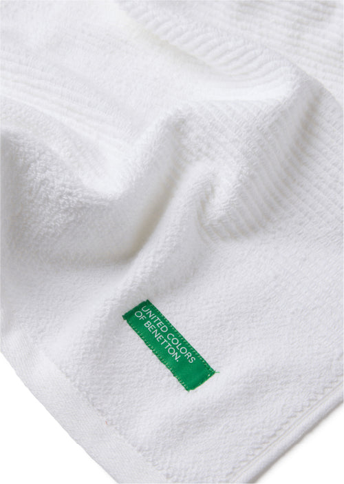 מגבת פנים 50/90 סמ ריבס - לבן Benetton