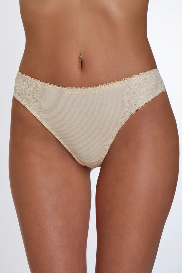 Lace String תחתון חוטיני בד ריב
