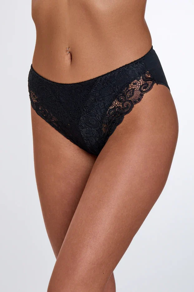 Brief cotton with Lace תחתון קלסי בשילוב תחרה