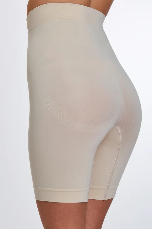 מחטב בגיזרת מכנסון Seamless Shaper Mid-Thigh