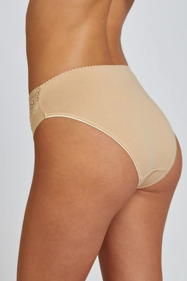 High leg cotton with lace תחתון כותנה בשילוב תחרה