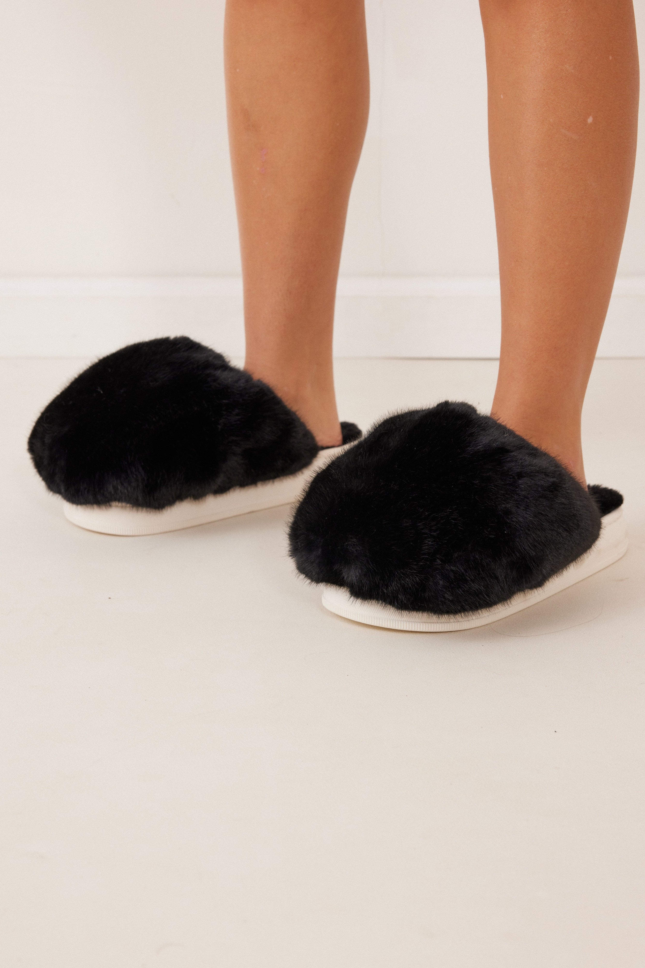 נעלי בית פרווה