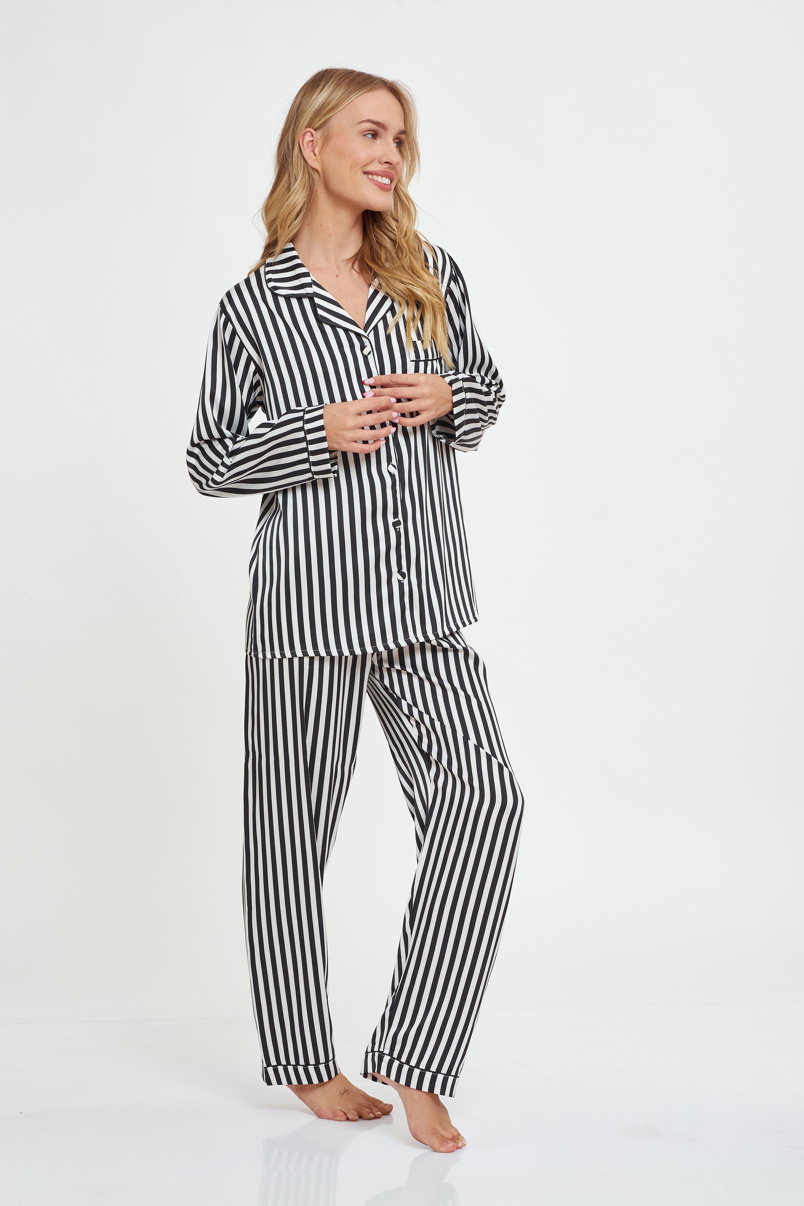 סט פיגמה מכופתרת סאטן