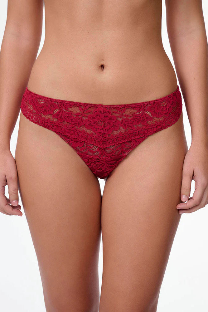 תחתון חוטיני תחרה - אדום יין