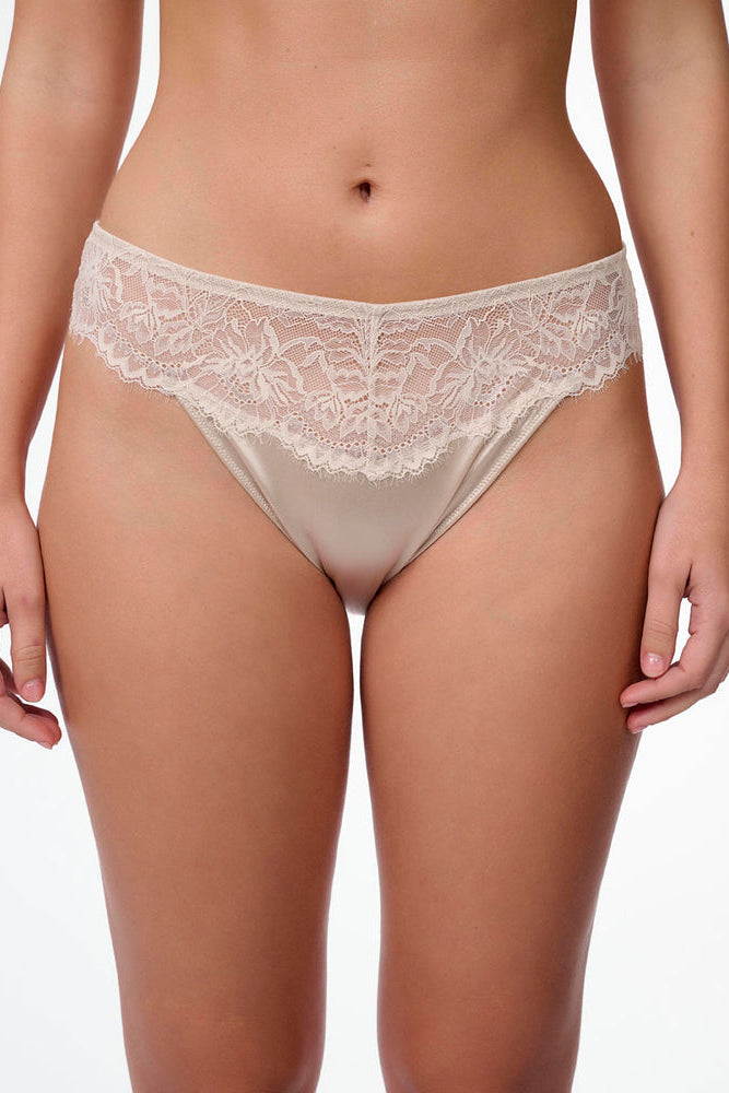 תחתון ברזילאי מיקרופייבר ותחרה