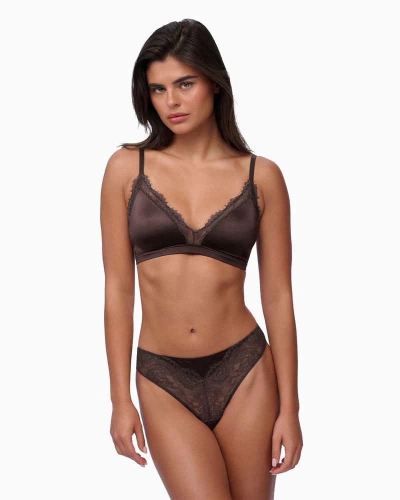 תחתון חוטיני מיקרופייבר בשילוב תחרה - צבע קפה