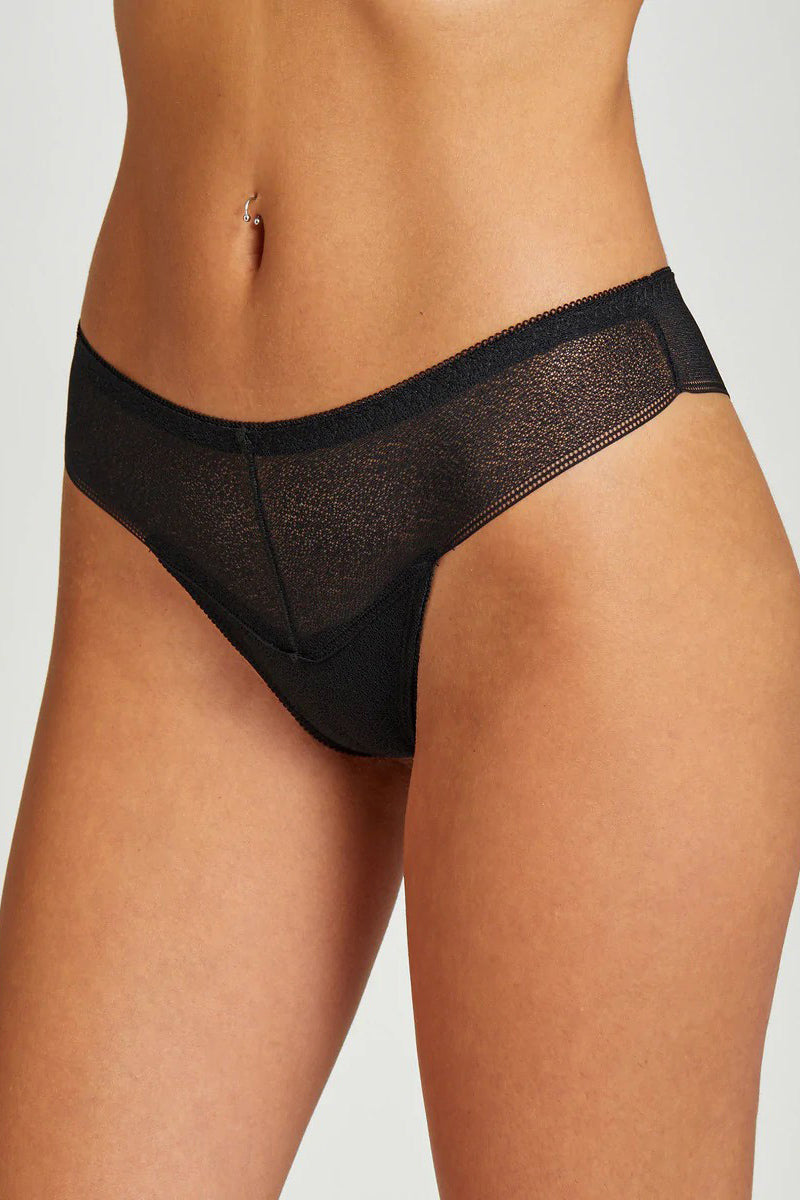 תחתון חוטיני Lace String