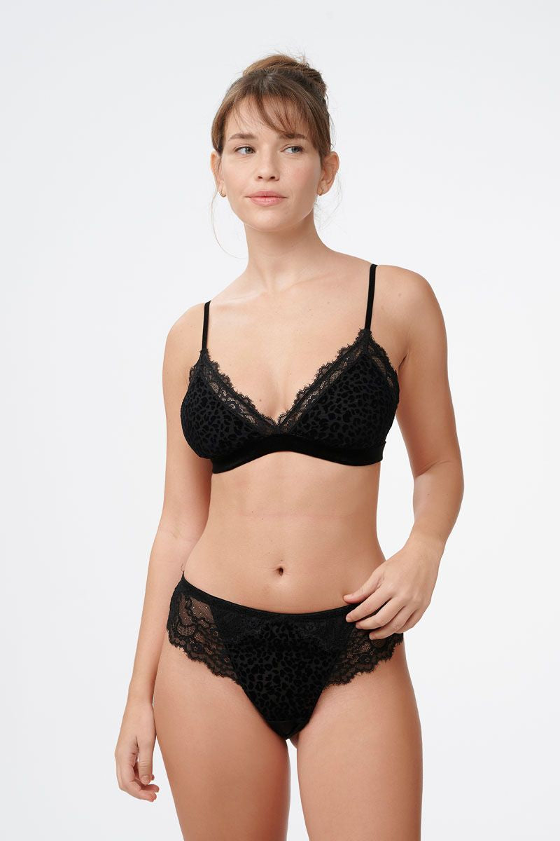 ברלט משולשים מבד קטיפה מנומר ותחרה