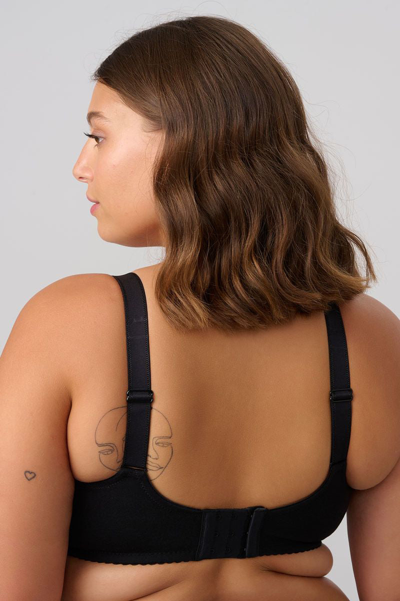 חזיית כותנה ללא ריפוד וללא ברזל