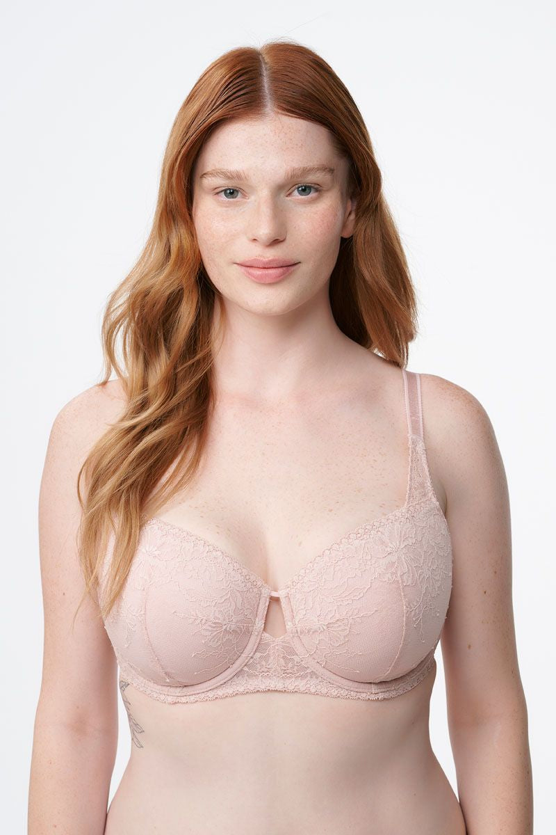 חזייה מרופדת עם ברזלים בשילוב תחרה