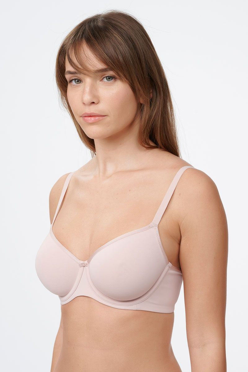 חזייה ללא ריפוד עם ברזלים עד למידות גדולות