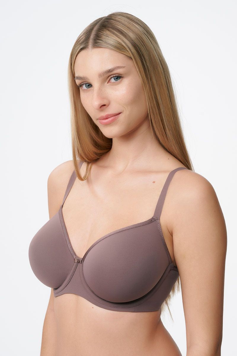 חזייה ללא ריפוד עם ברזלים עד למידות גדולות