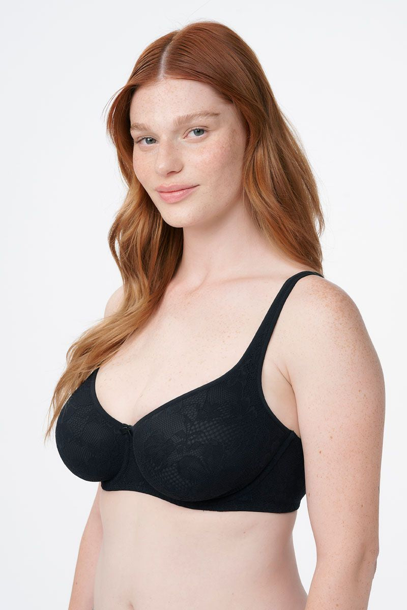 חזיית ללא ריפוד עם ברזלים מבד תחרה אלסטית במיוחד