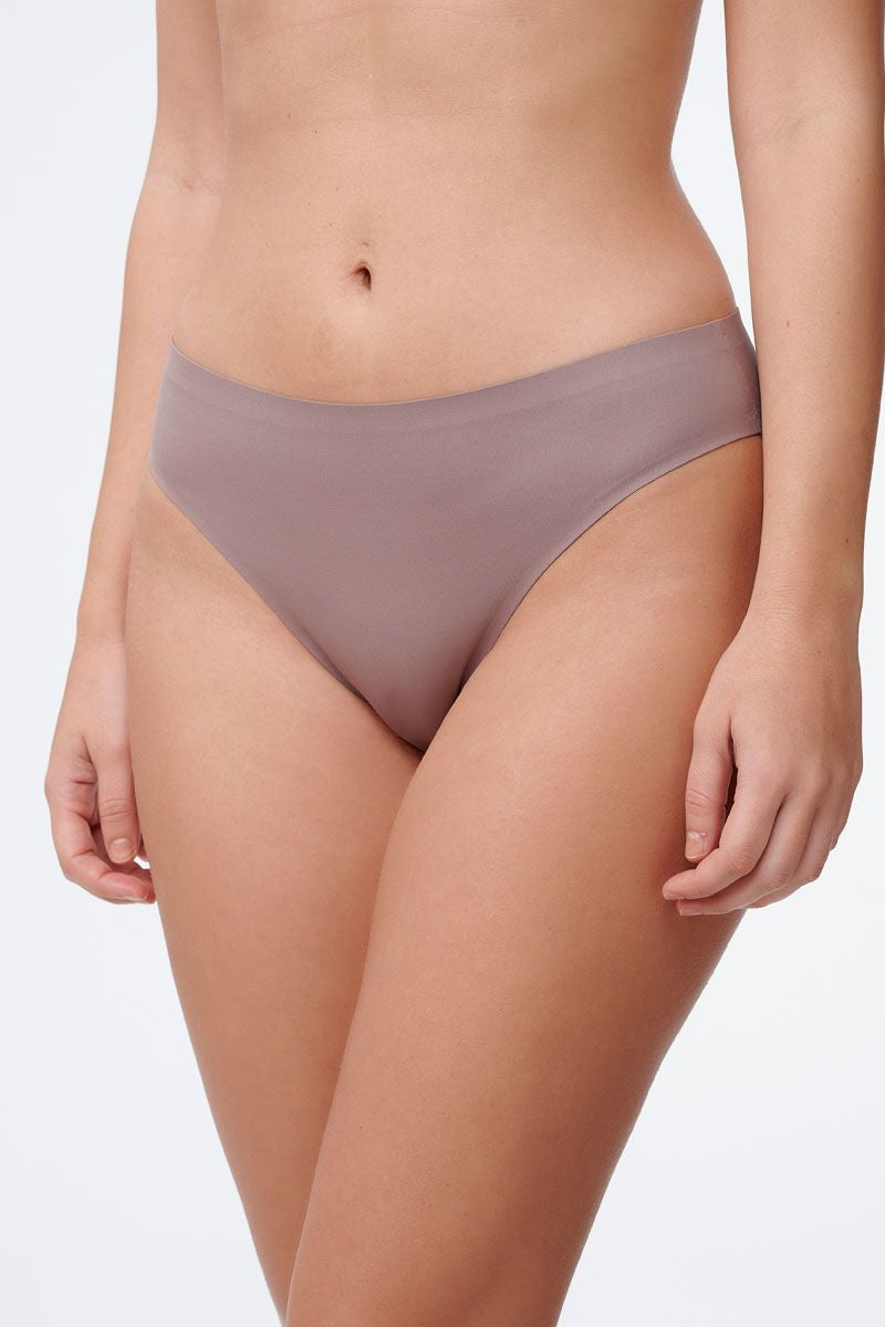 תחתוני ביקיני במראה חלק