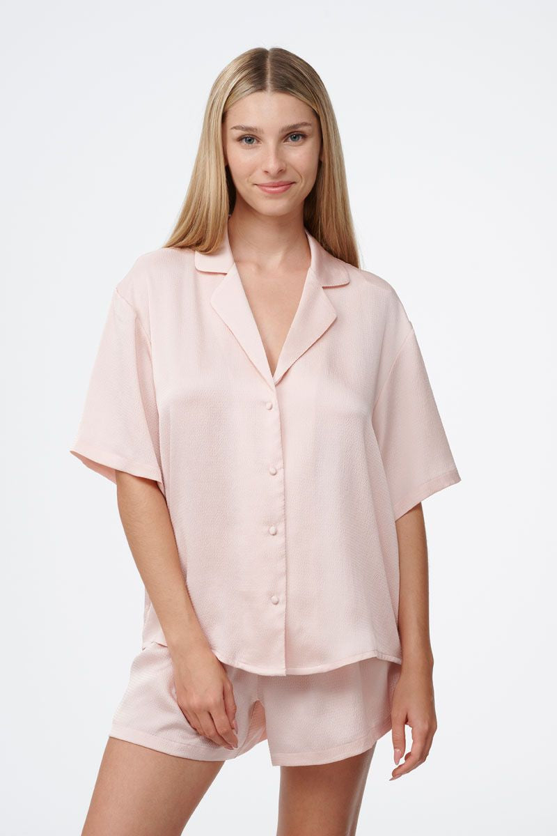 סט פיגמה סאטן 2 חלקים חולצה מכופתרת ומכנסון