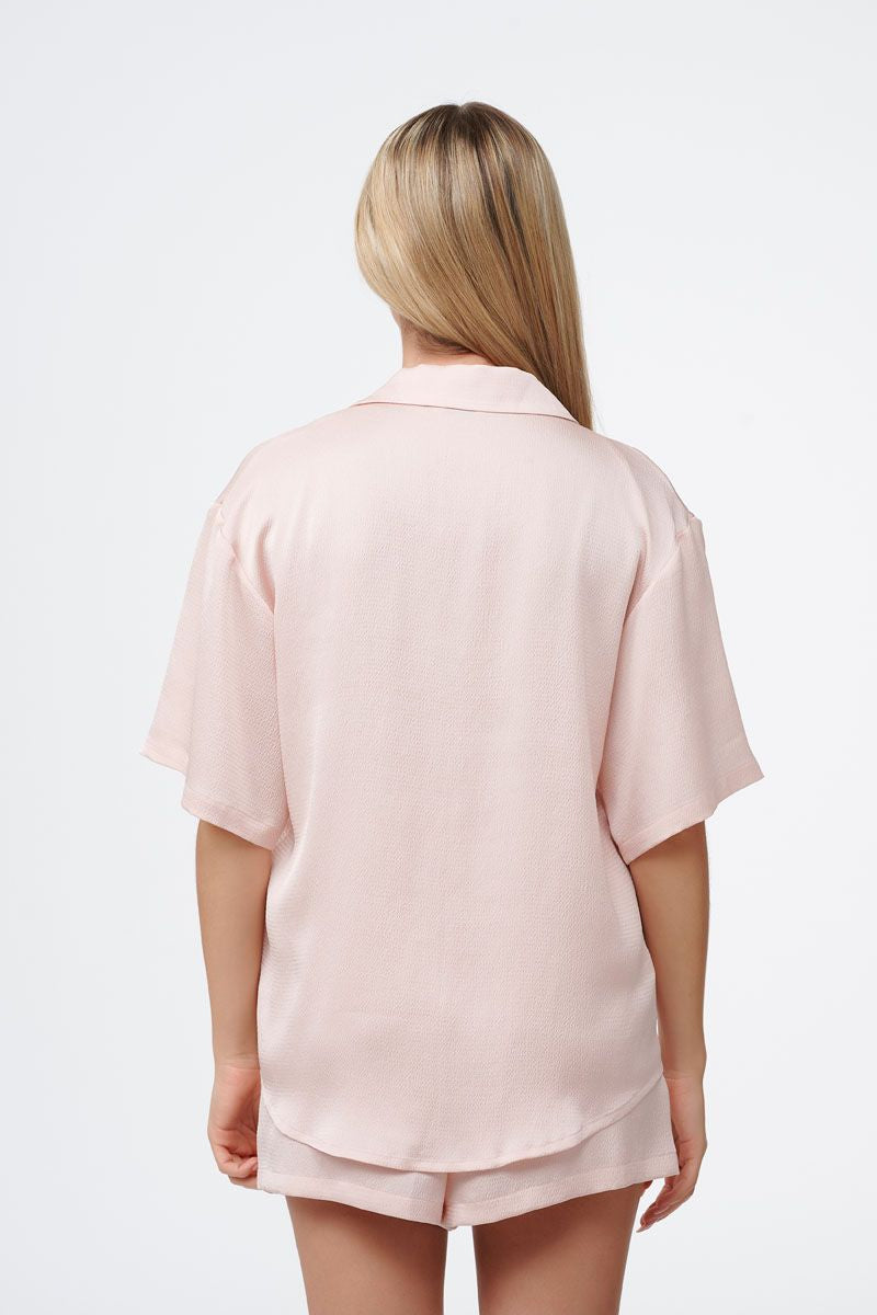 סט פיגמה סאטן 2 חלקים חולצה מכופתרת ומכנסון