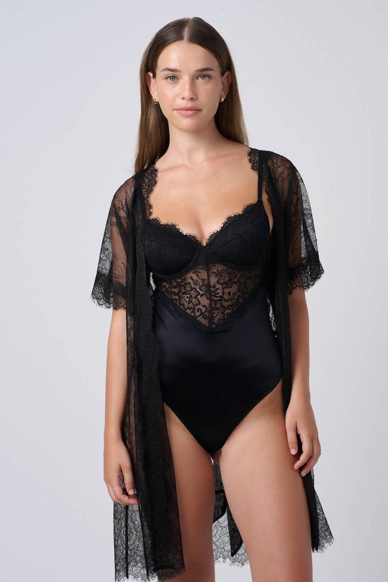 חלוק תחרת אולאובר שרוול קצר