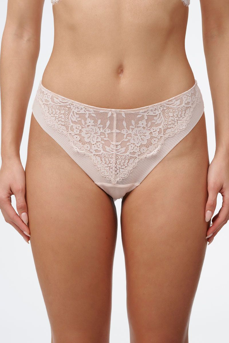 תחתון חוטיני מתחרה עשירה