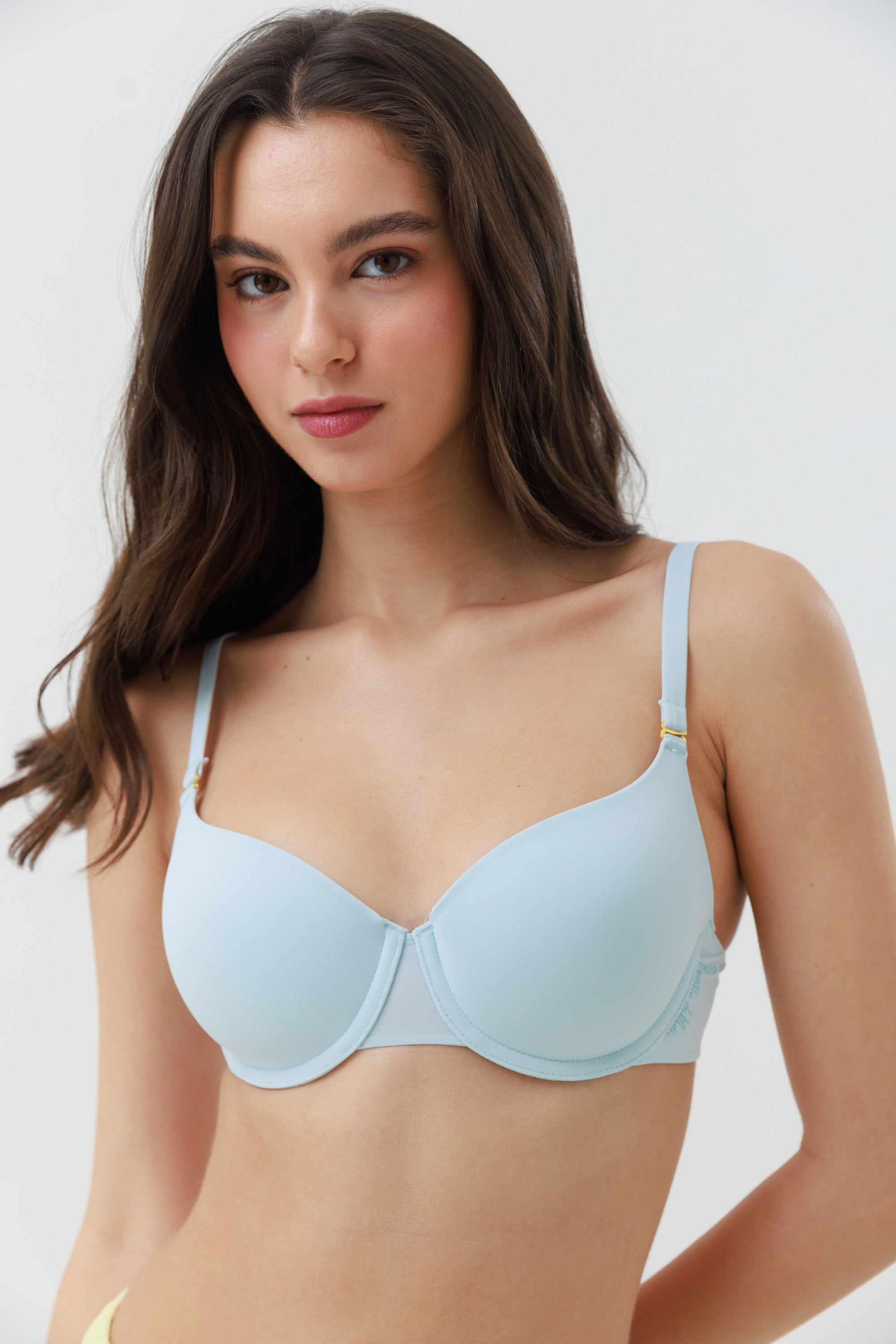 חזייה "חכמה" ריפוד קל - תכלת