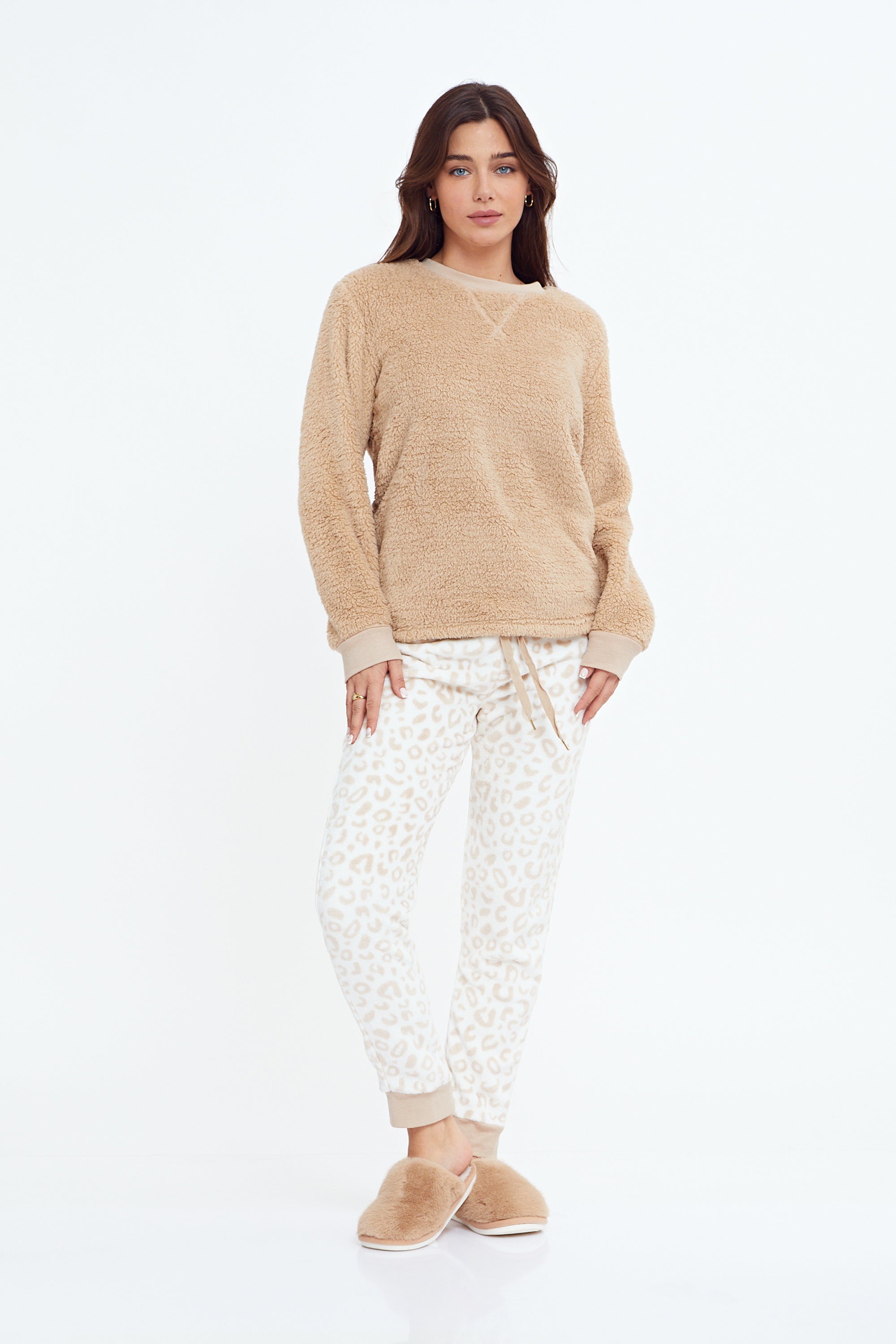 Leopard Fluffy Fleece חליפת פנאי פלאפית