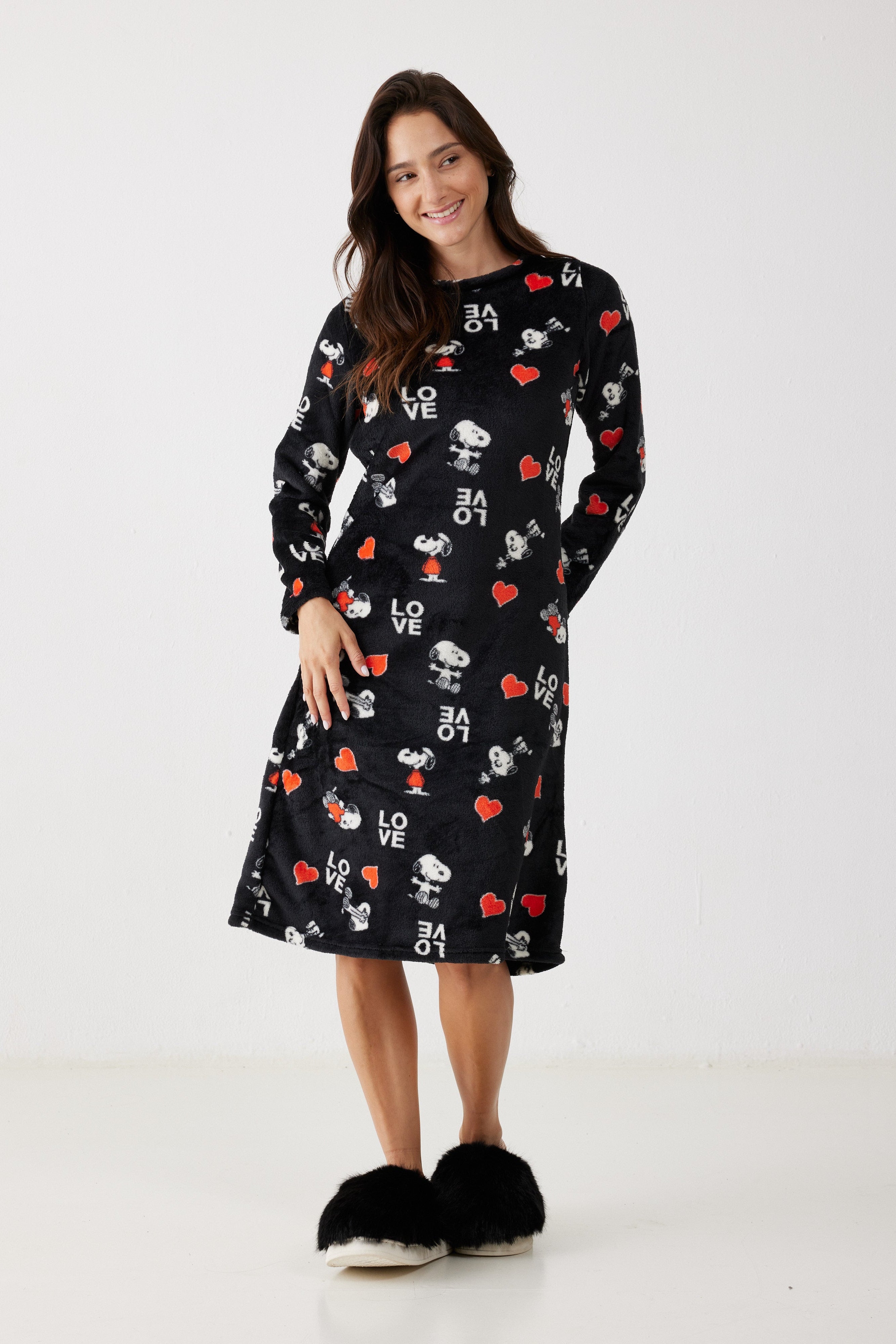 כותונת סנופי לבבות פלאפי