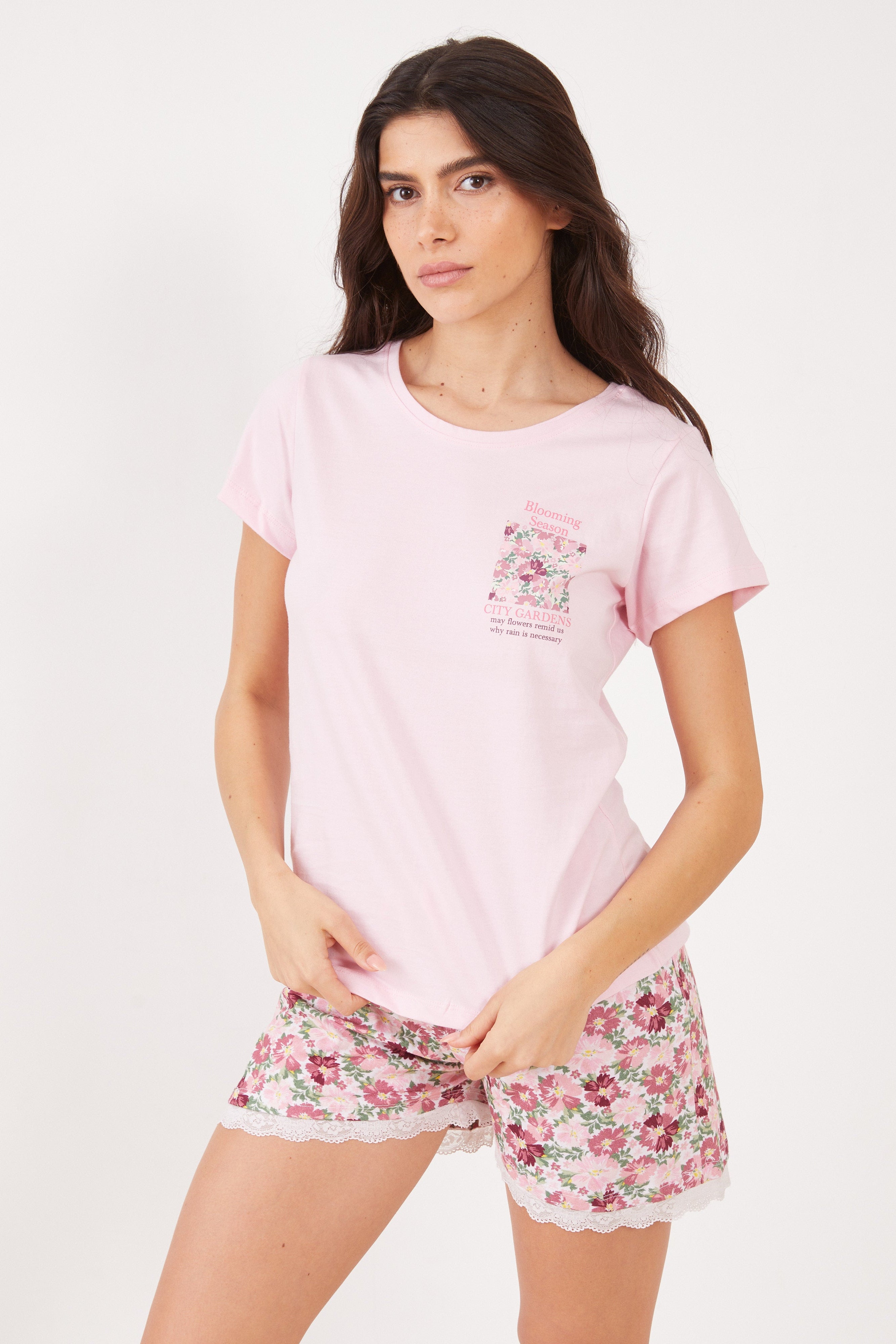 פיג'מה קצרה פרחונית כותנה