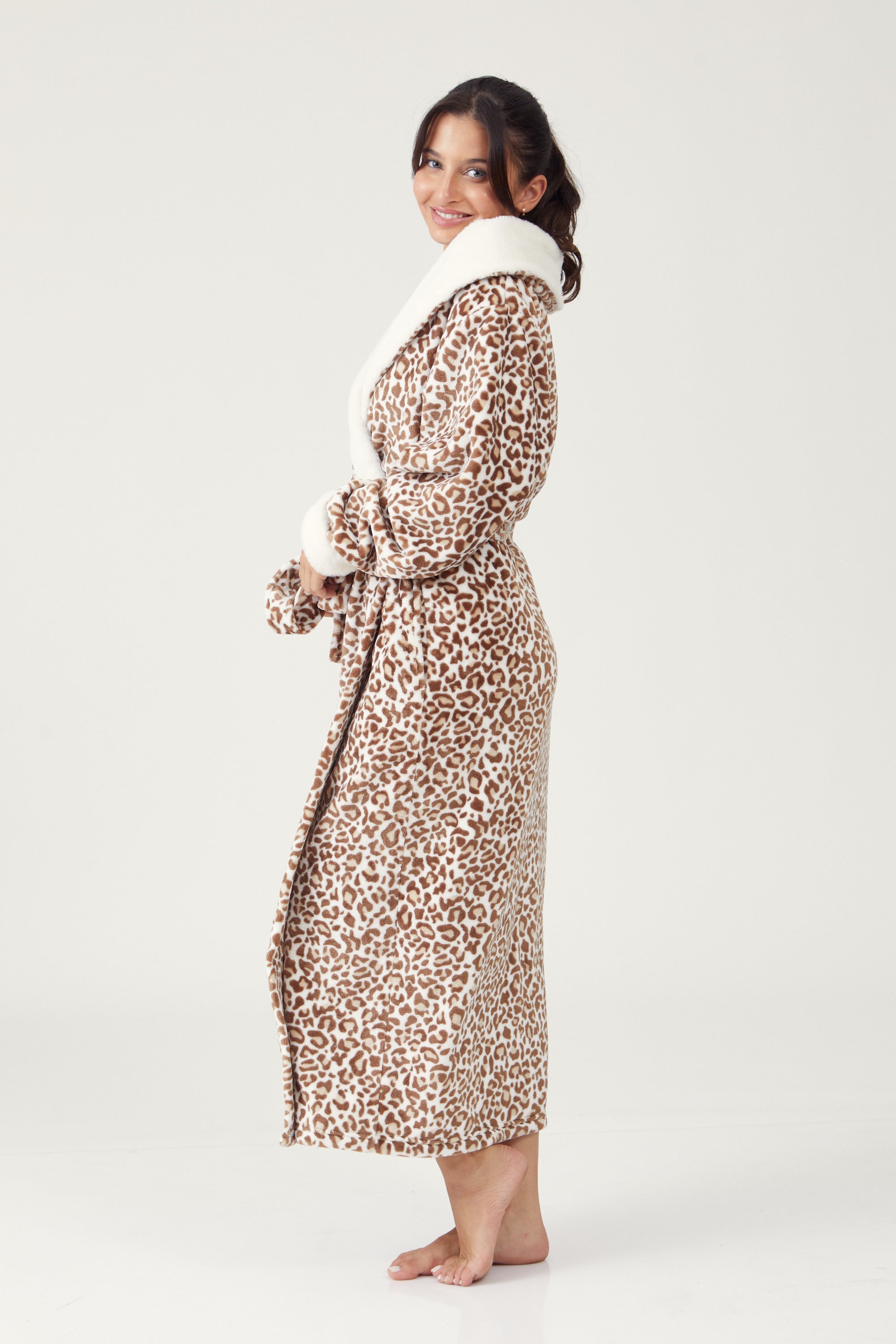 Fluffy Tiger Robe חלוק פלאפי