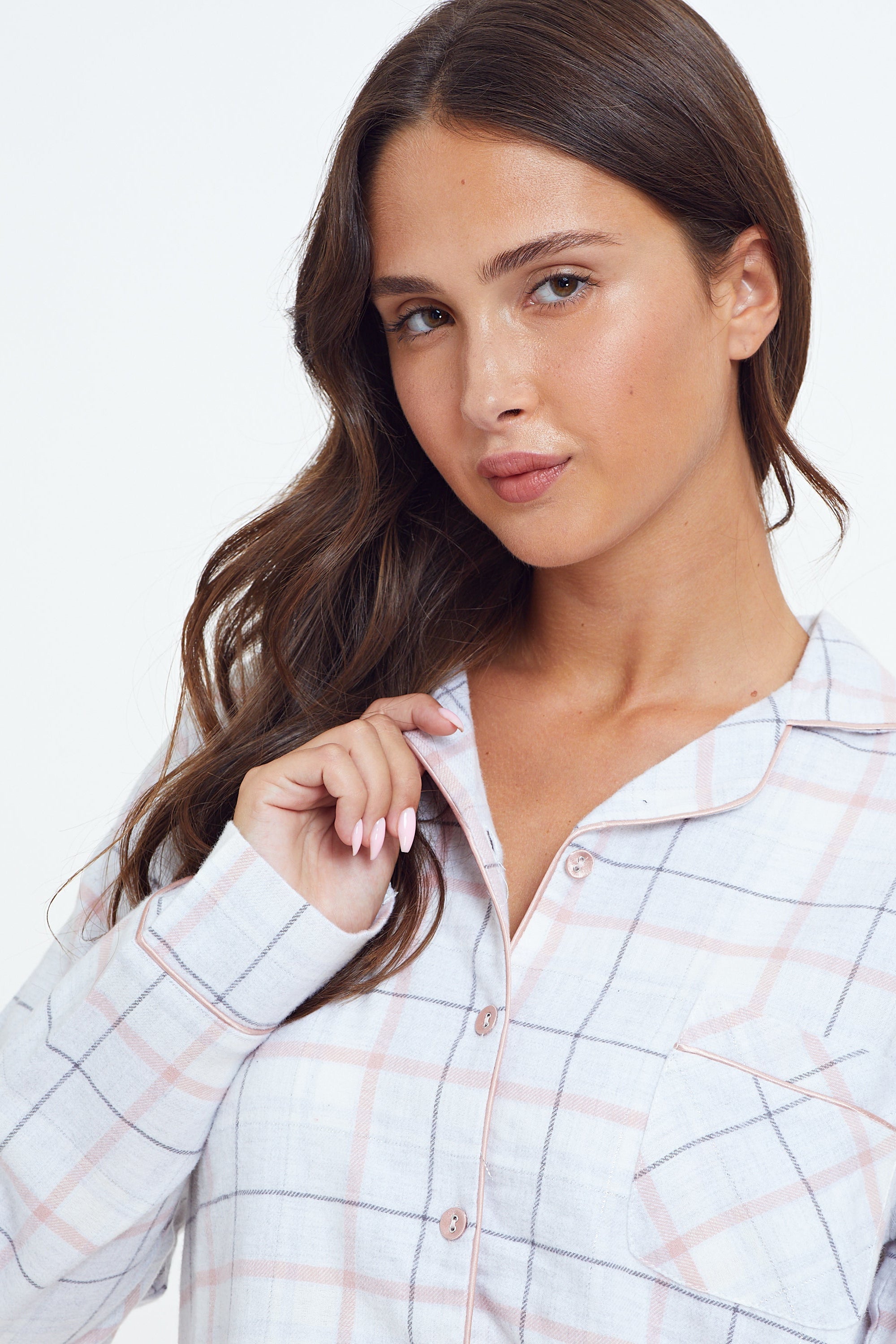 פיג'מה מכופתרת משבצות