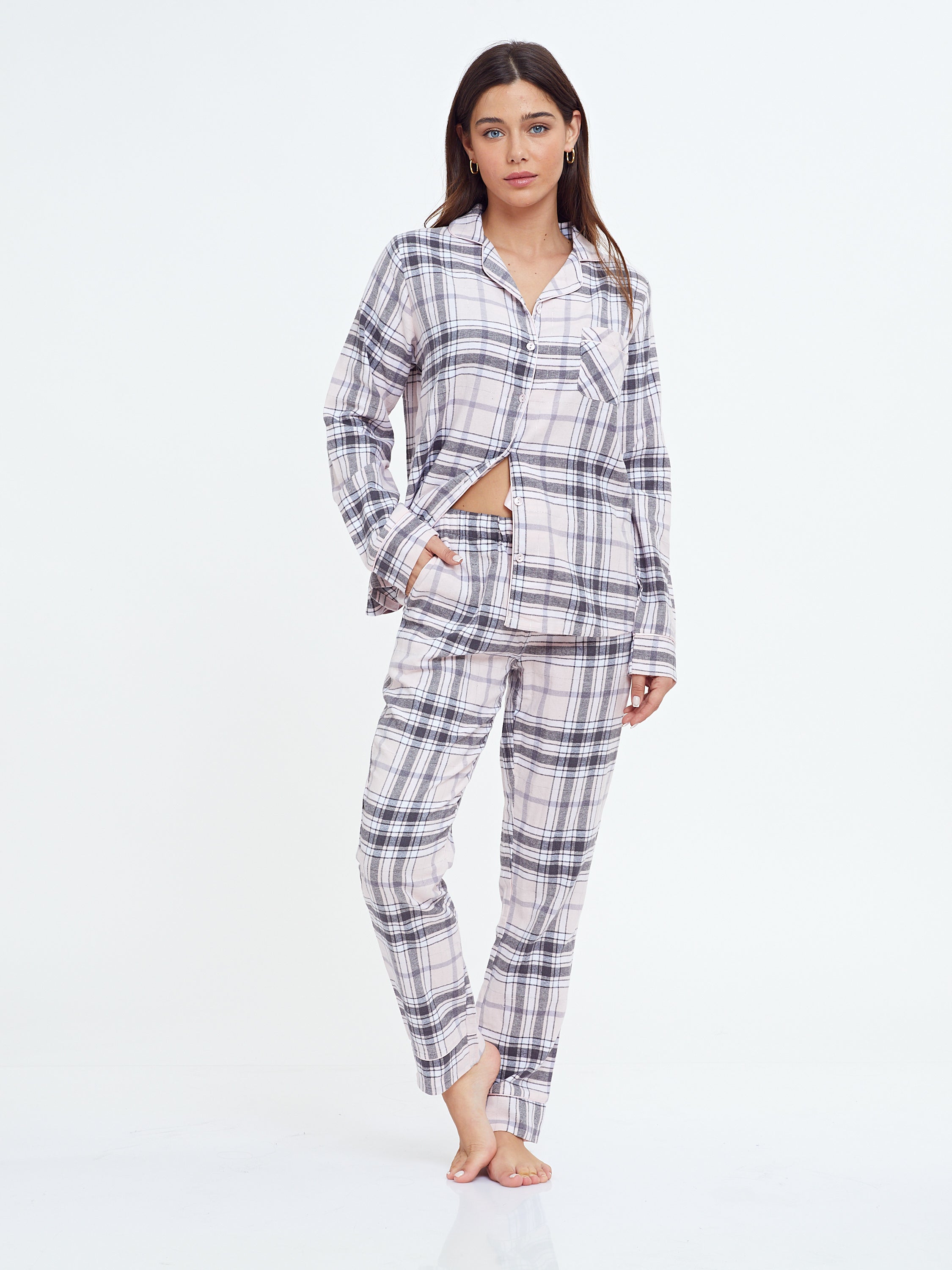 פיג'מה מכופתרת משבצות