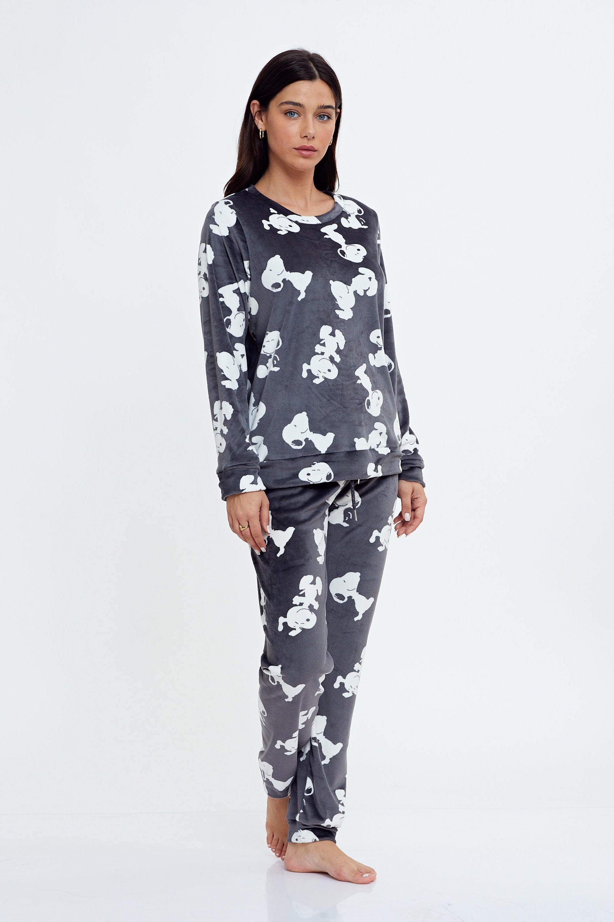 פיג'מת קטיפה סנופי