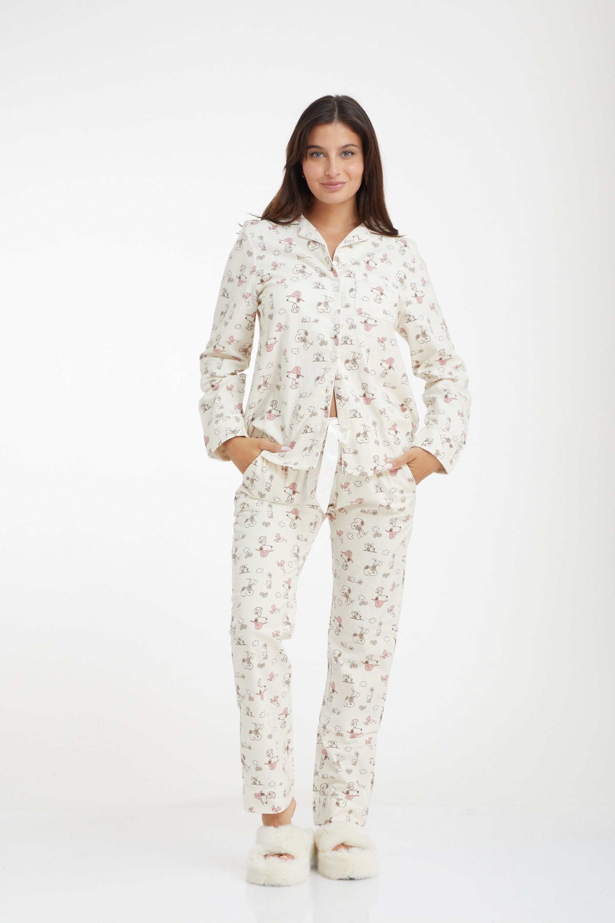 פיג'מה סנופי מכופתרת אינטרלוק