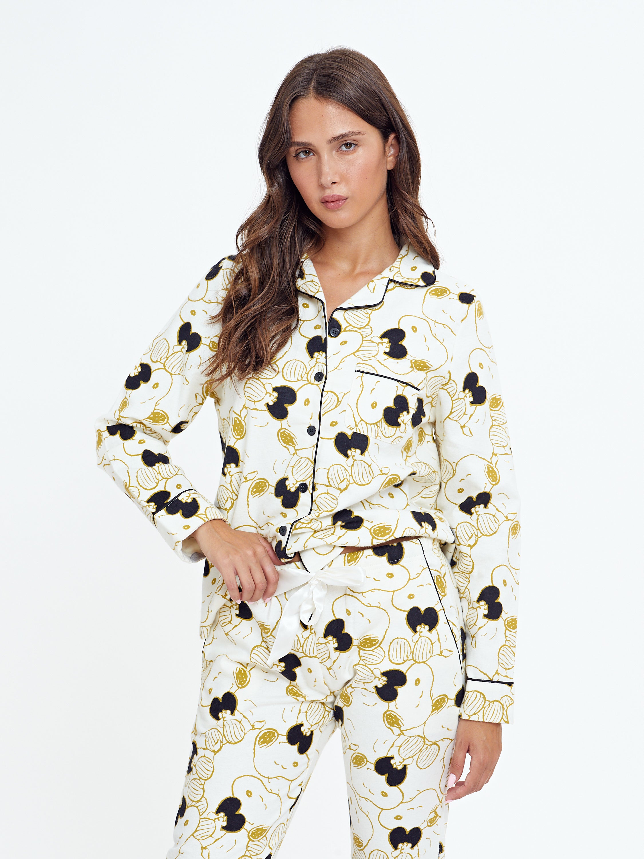 פיג'מה מכופתרת סנופי אריג