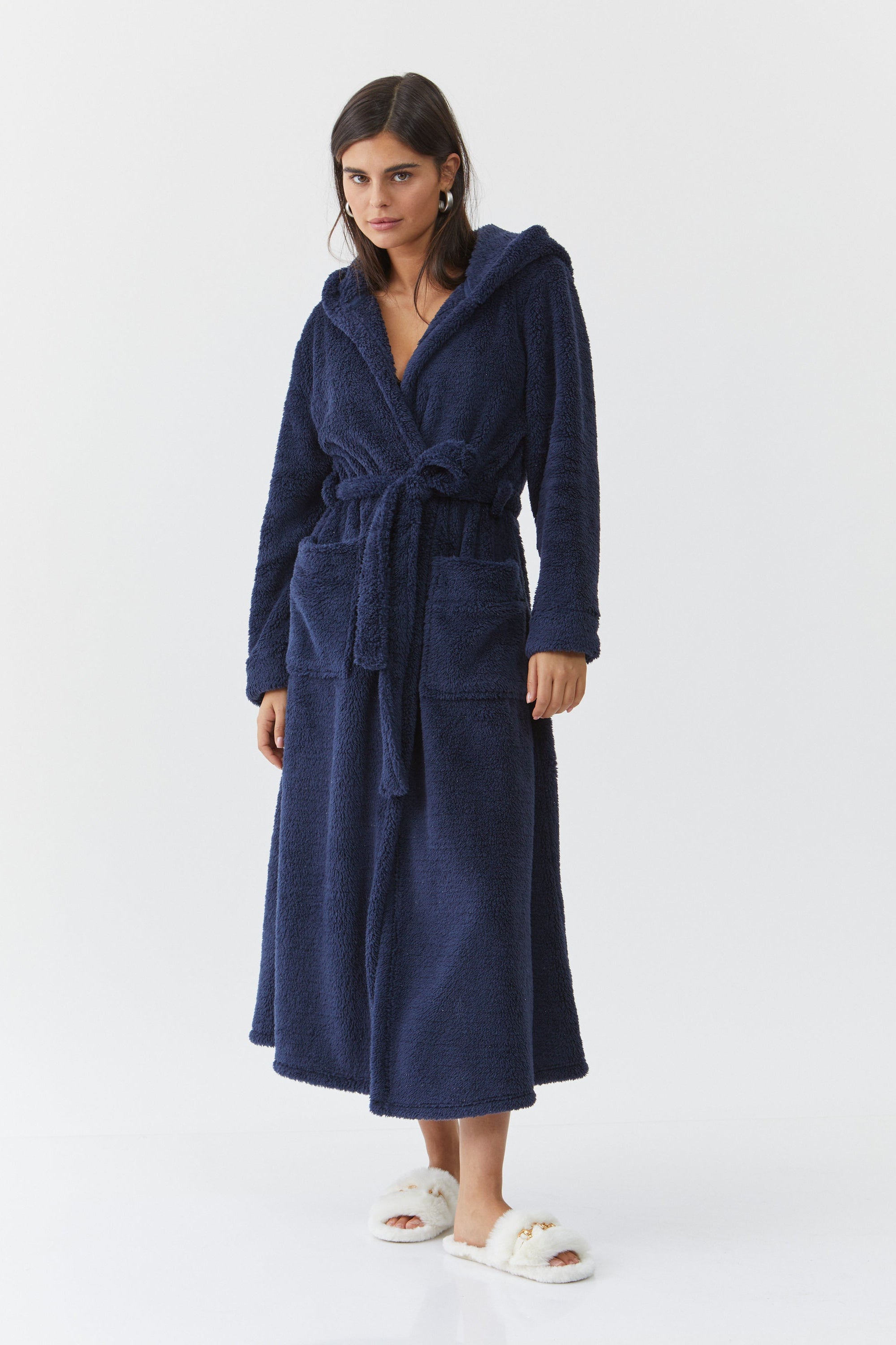 חלוק פלאפי ארוך עם כובע