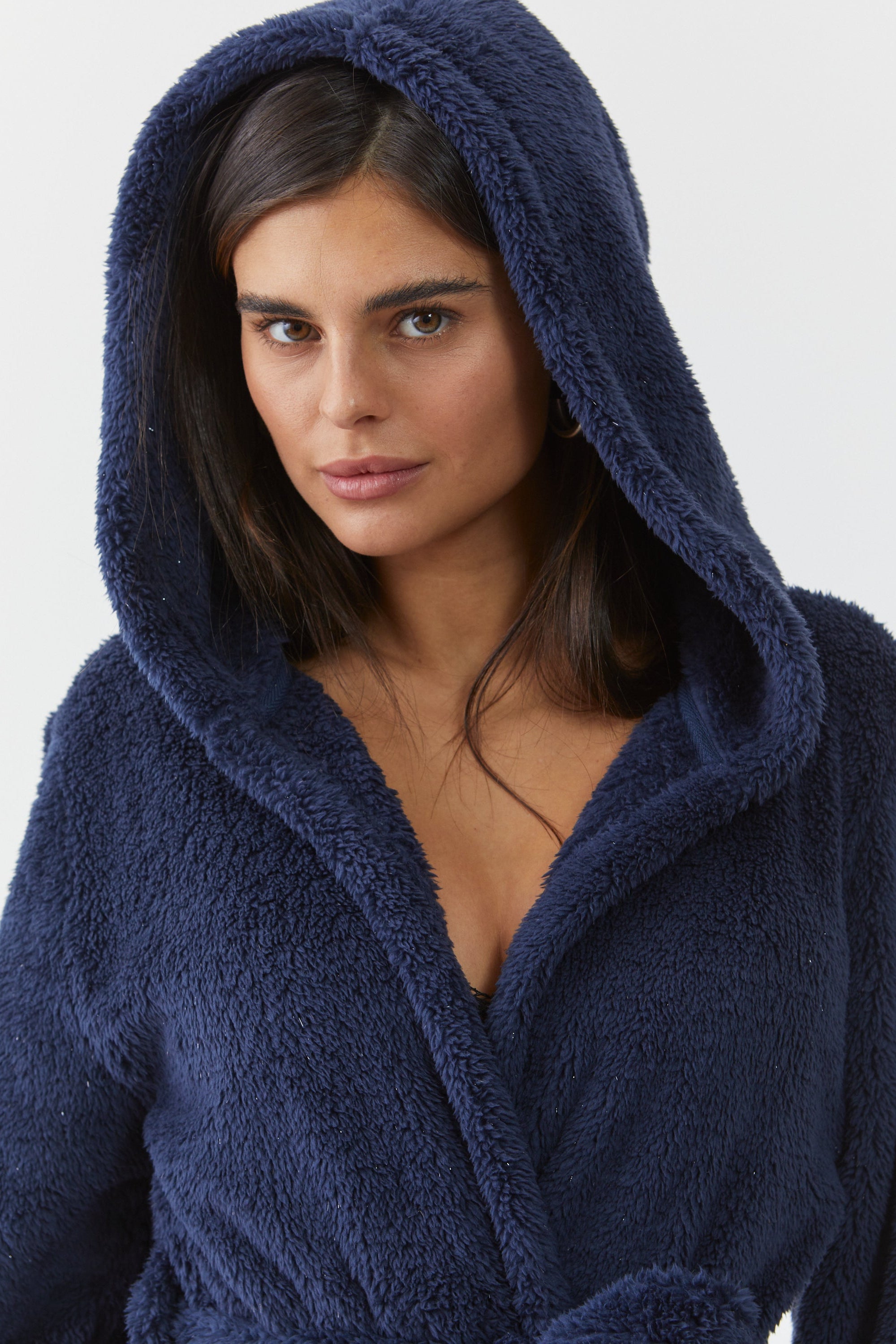 חלוק פלאפי ארוך עם כובע