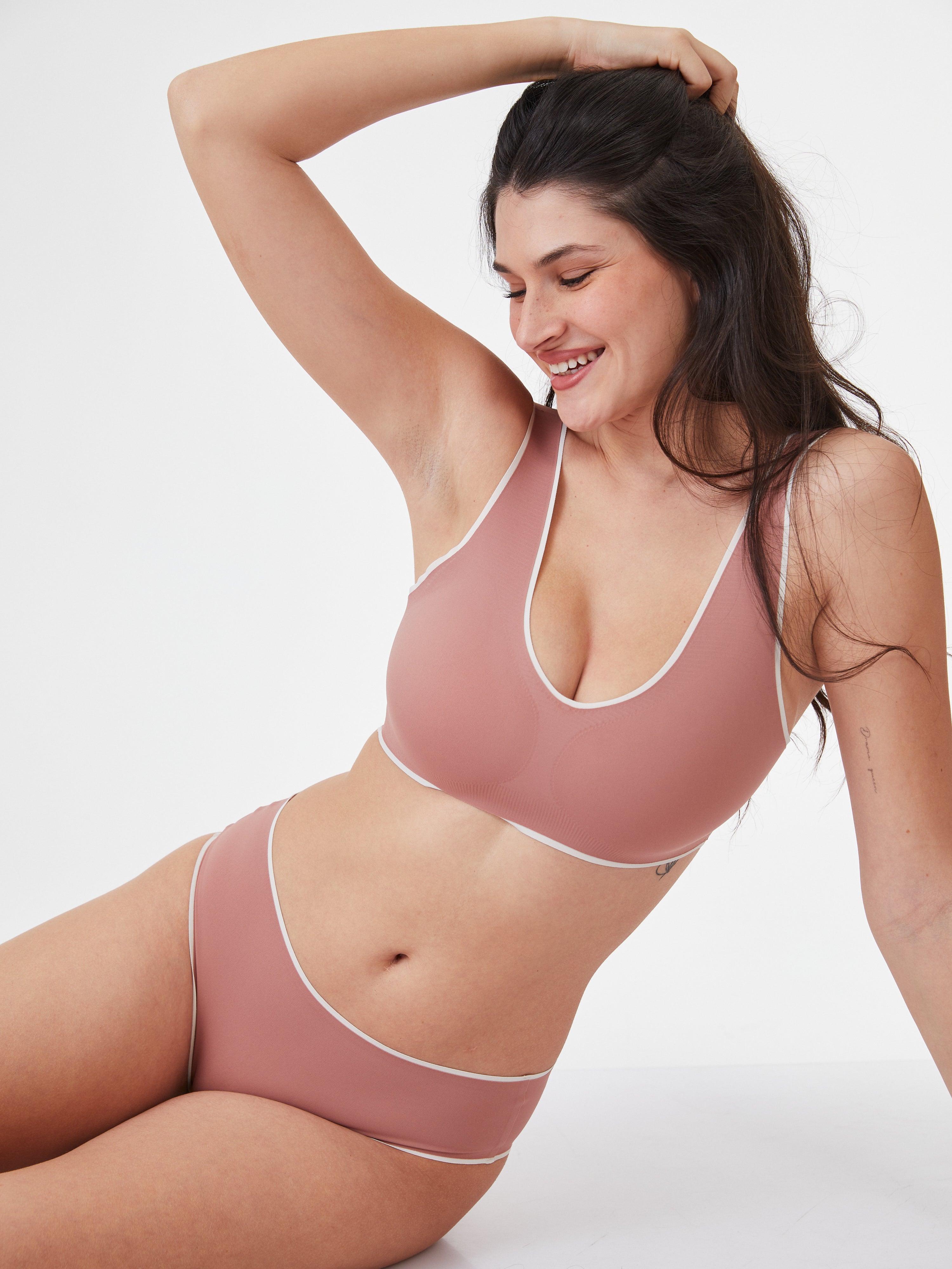 גוזיית פספול X בגב - סומק